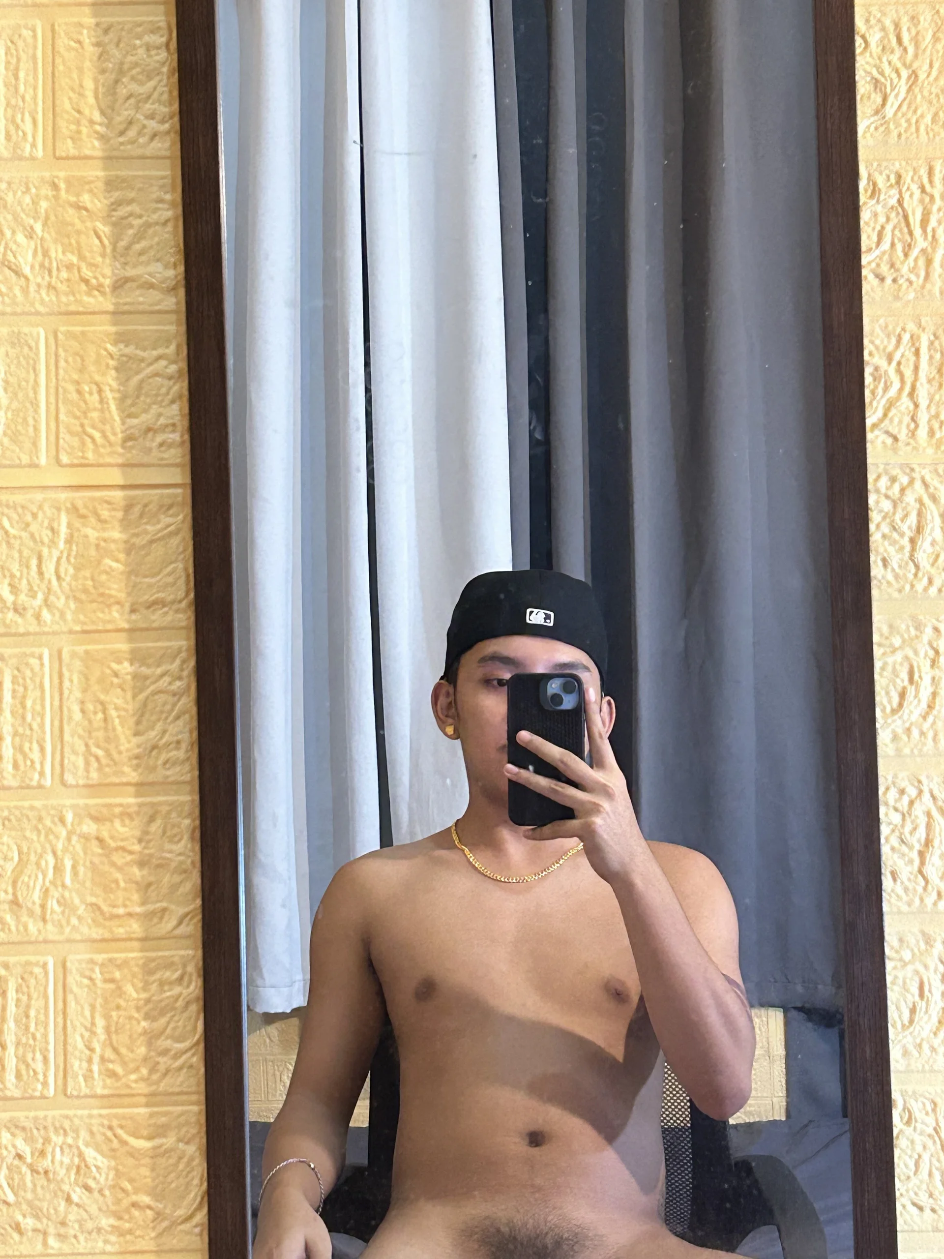 XXX Porn Photo of Nude dylan_hardfucker 4