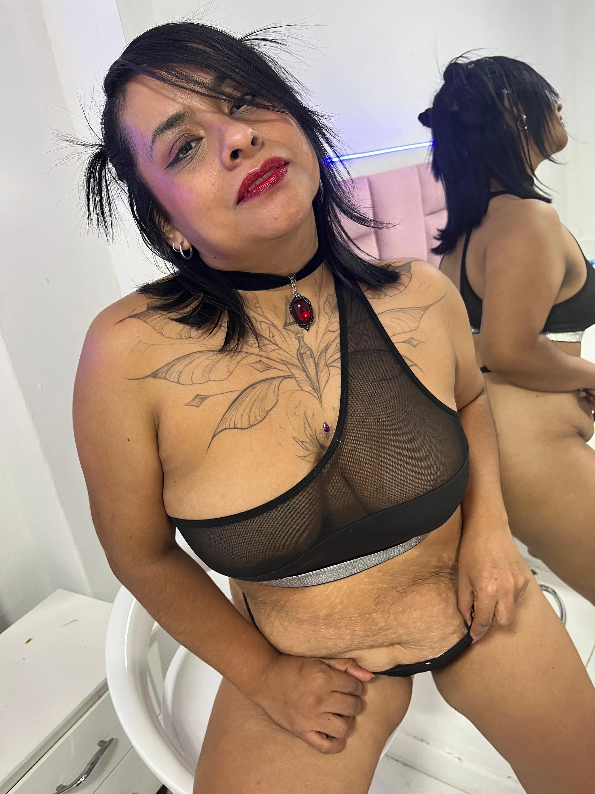 XXX Porn Photo of Nude Naia69 20