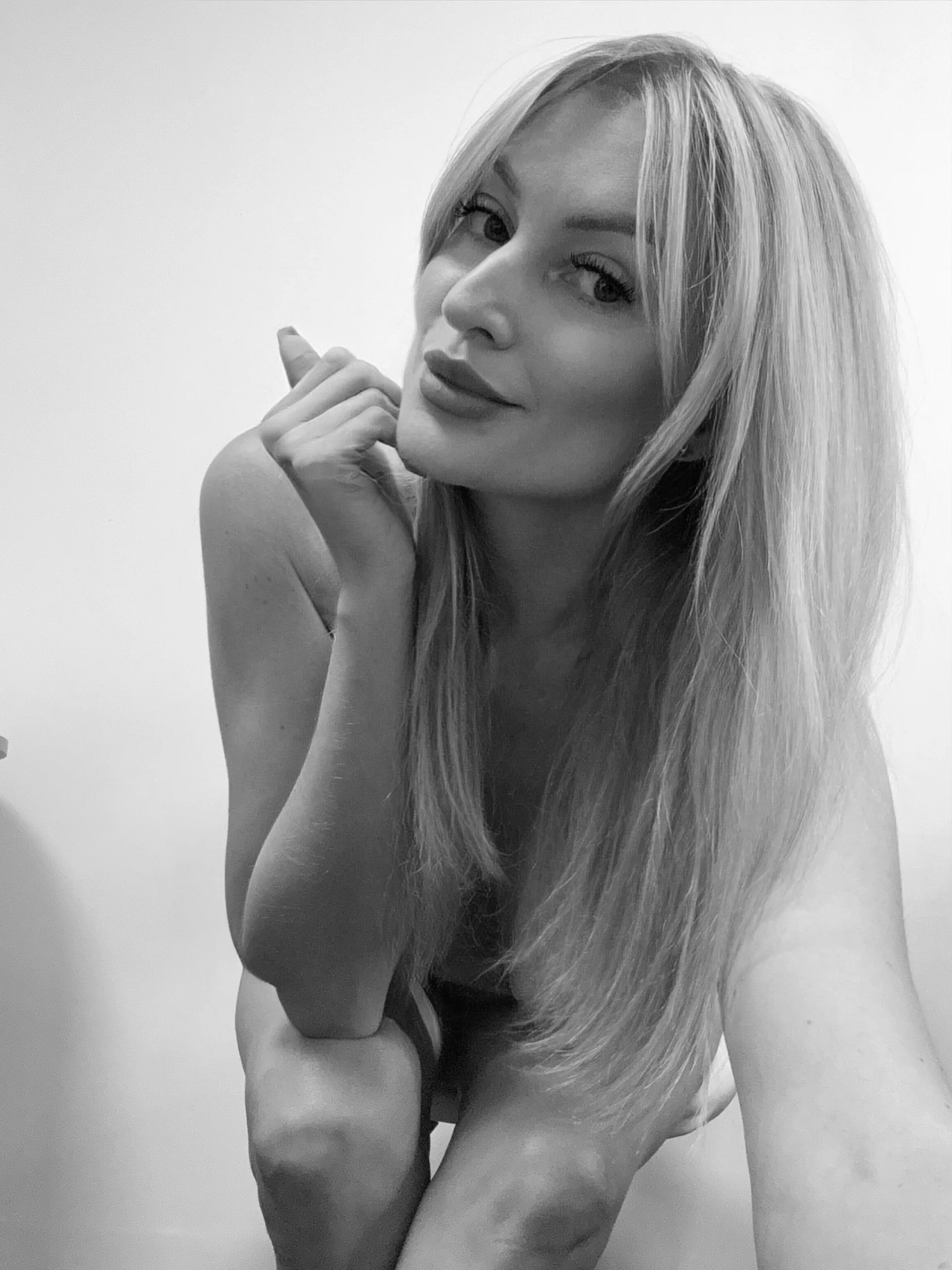 XXX Porn Photo of Nude legsLONG 1