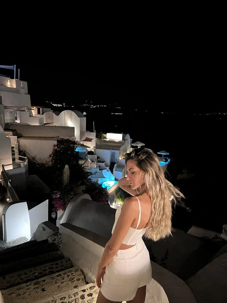 XXX Porn Photo of Nude Avril_Cyrus 27