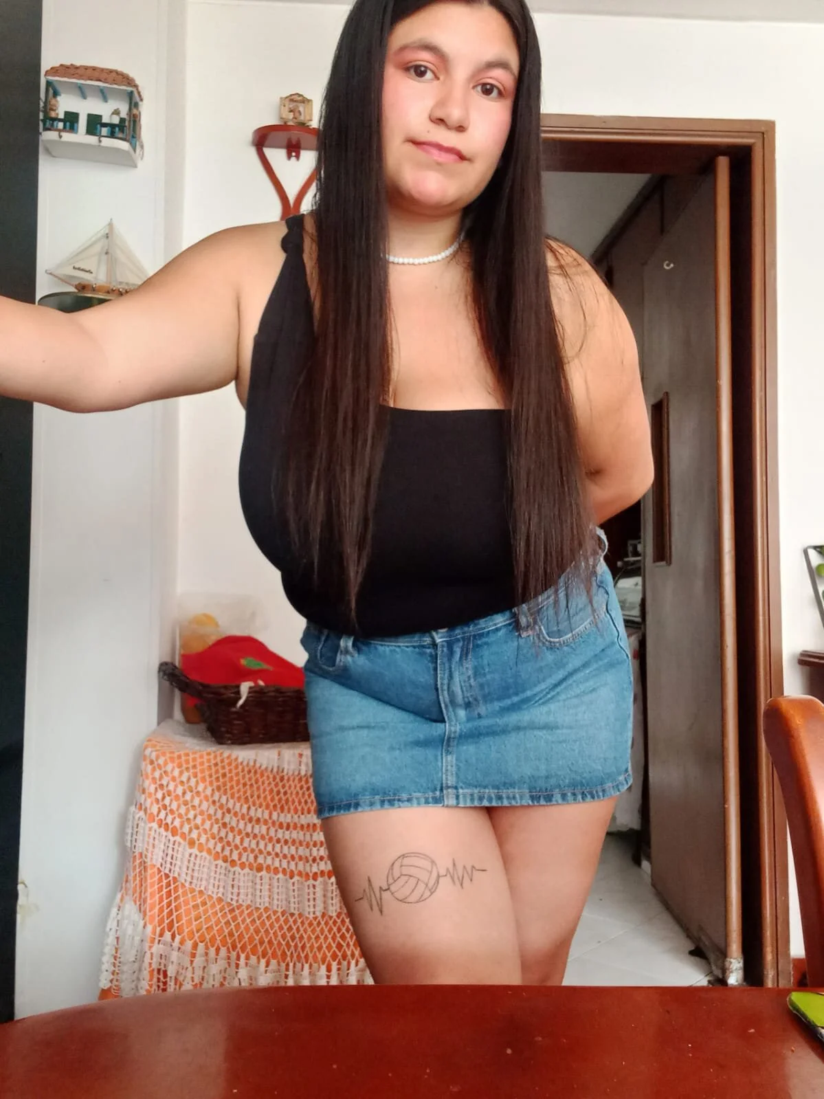 XXX Porn Photo of Nude Zuri_ch 3