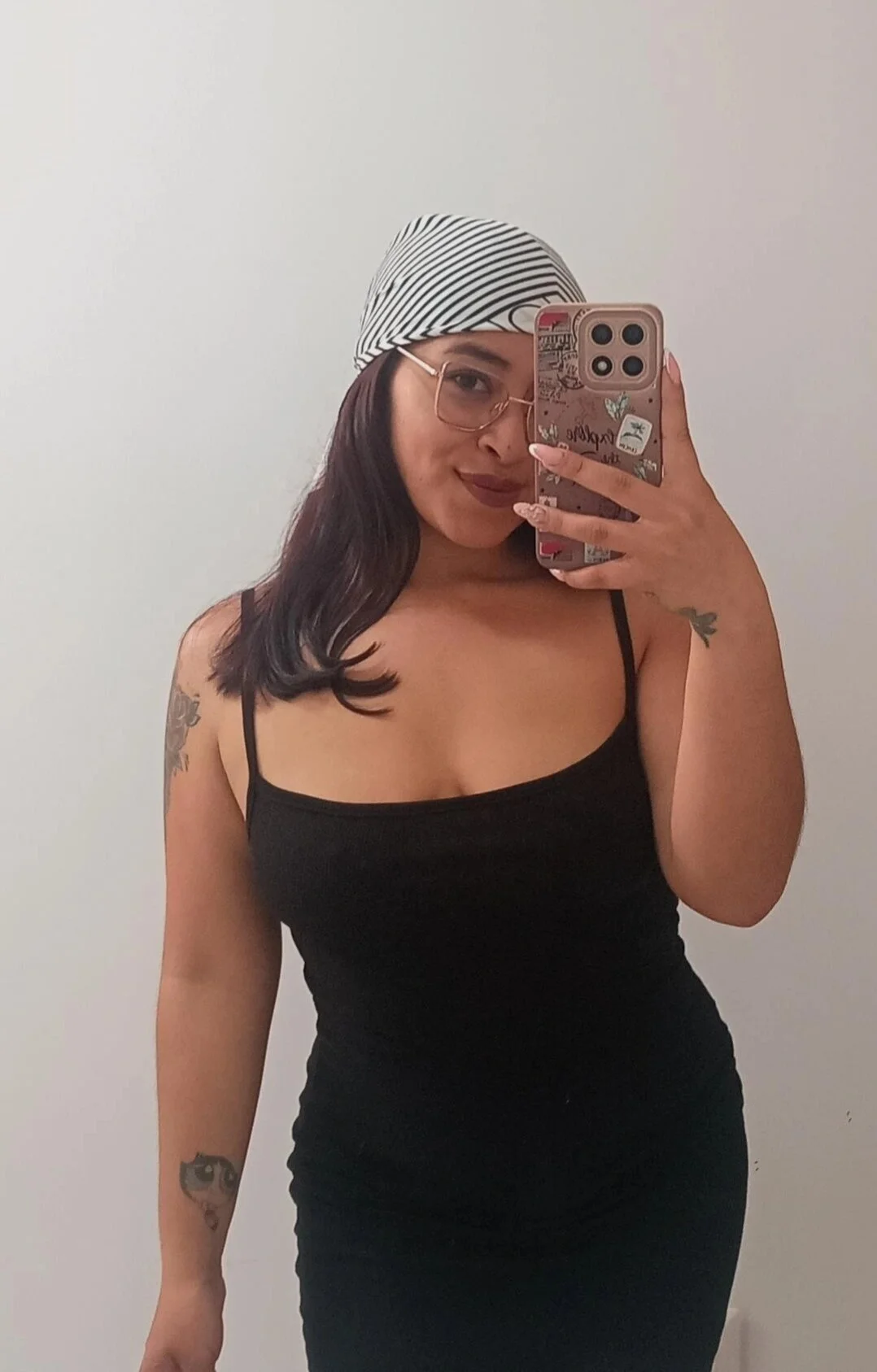 XXX Porn Photo of Nude Anonymous_Girl_ 2
