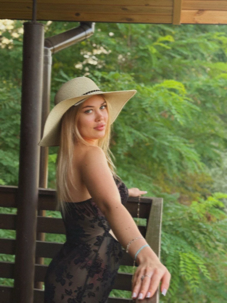 XXX Porn Photo of Nude HannahWillow 5
