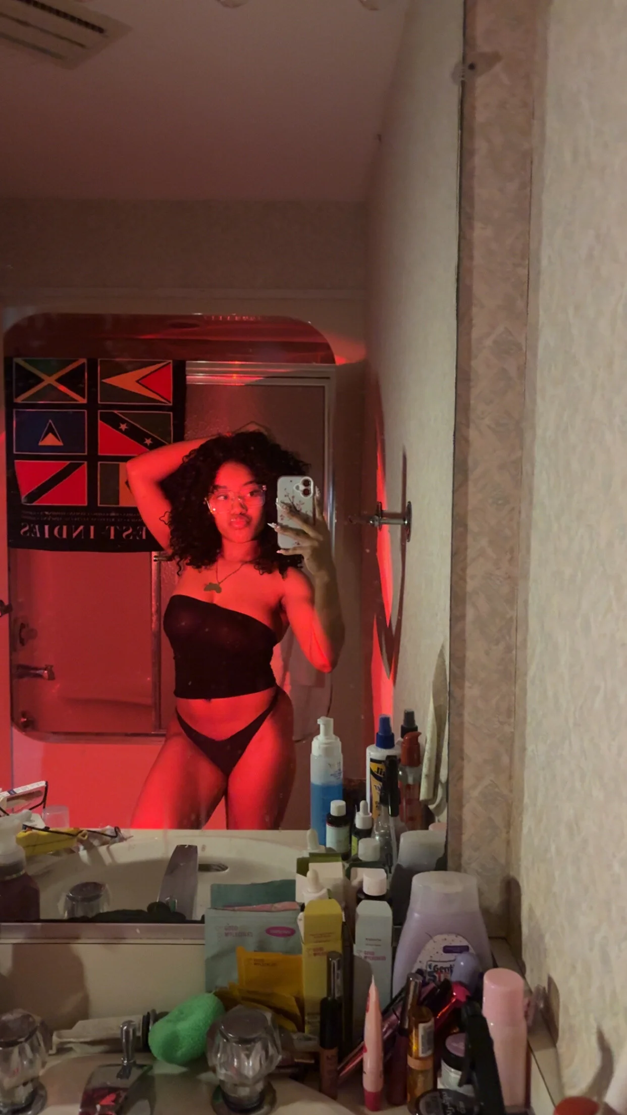 XXX Porn Photo of Nude lifeoftt_19xx 132