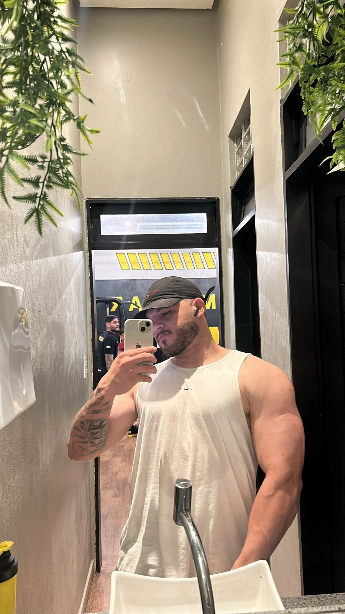 XXX Porn Photo of Nude Andeilson1999 1