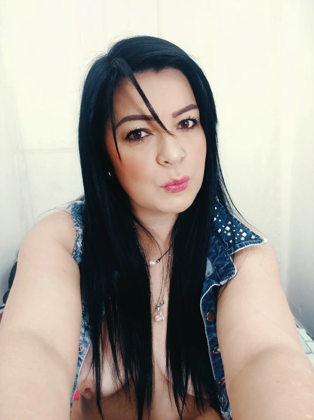 XXX Porn Photo of Nude Deepselena8 5