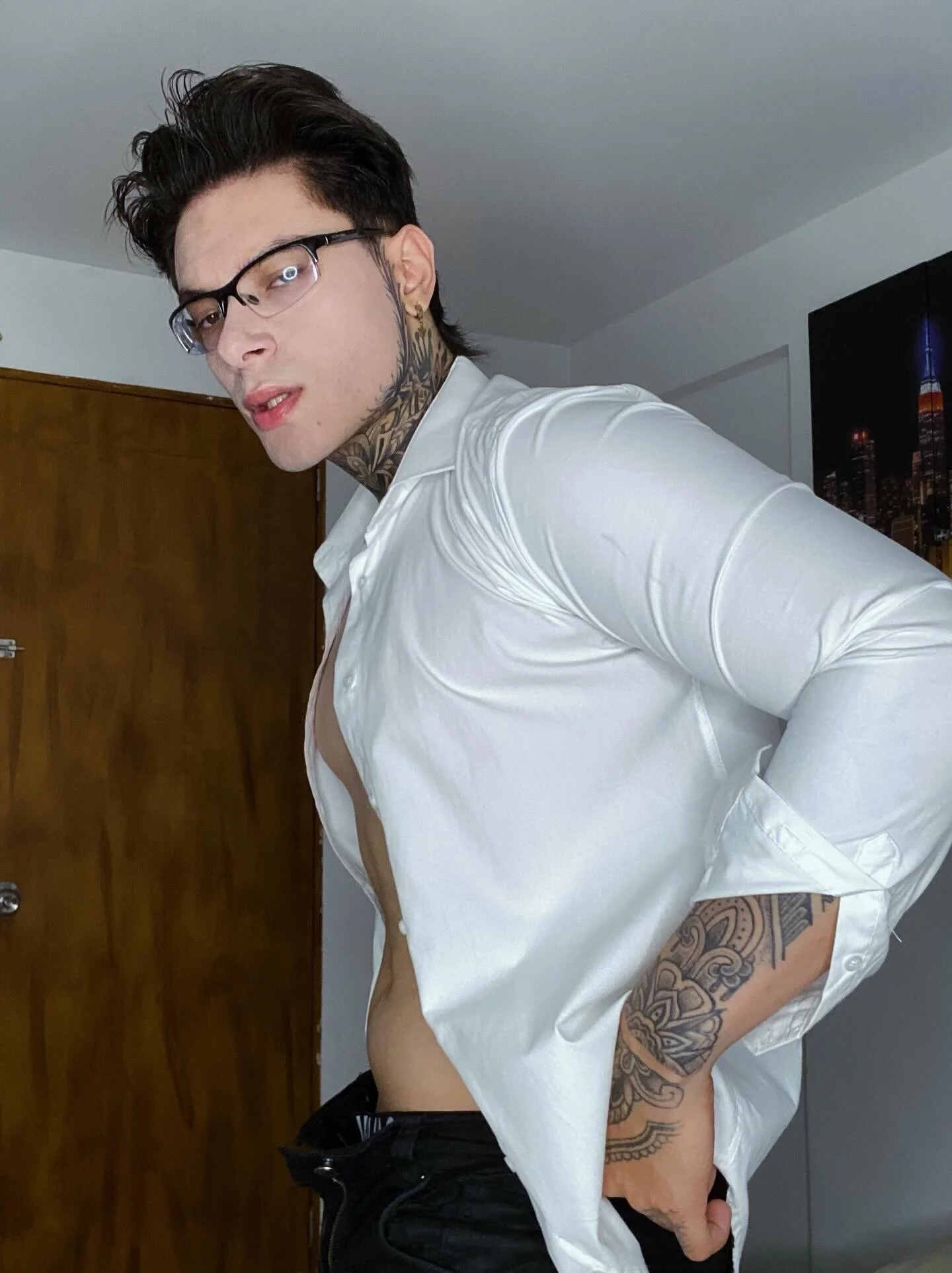 XXX Porn Photo of Nude DennisWalkerr 30