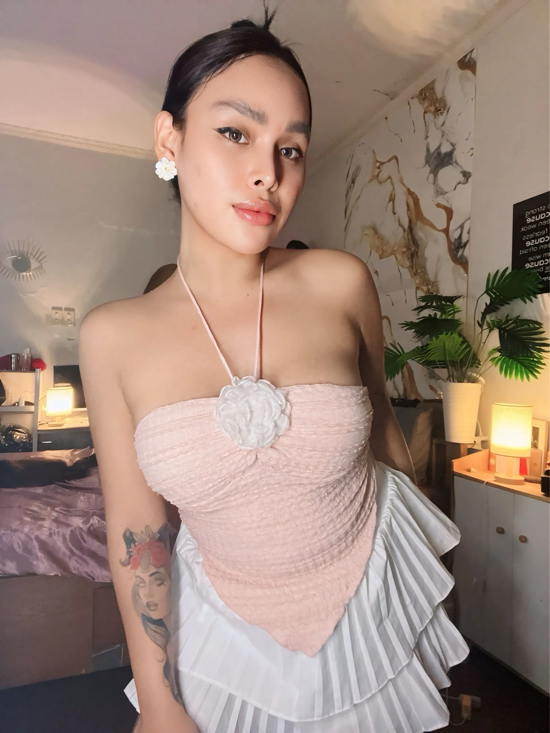 XXX Porn Photo of Nude LooveLolitaa69 17