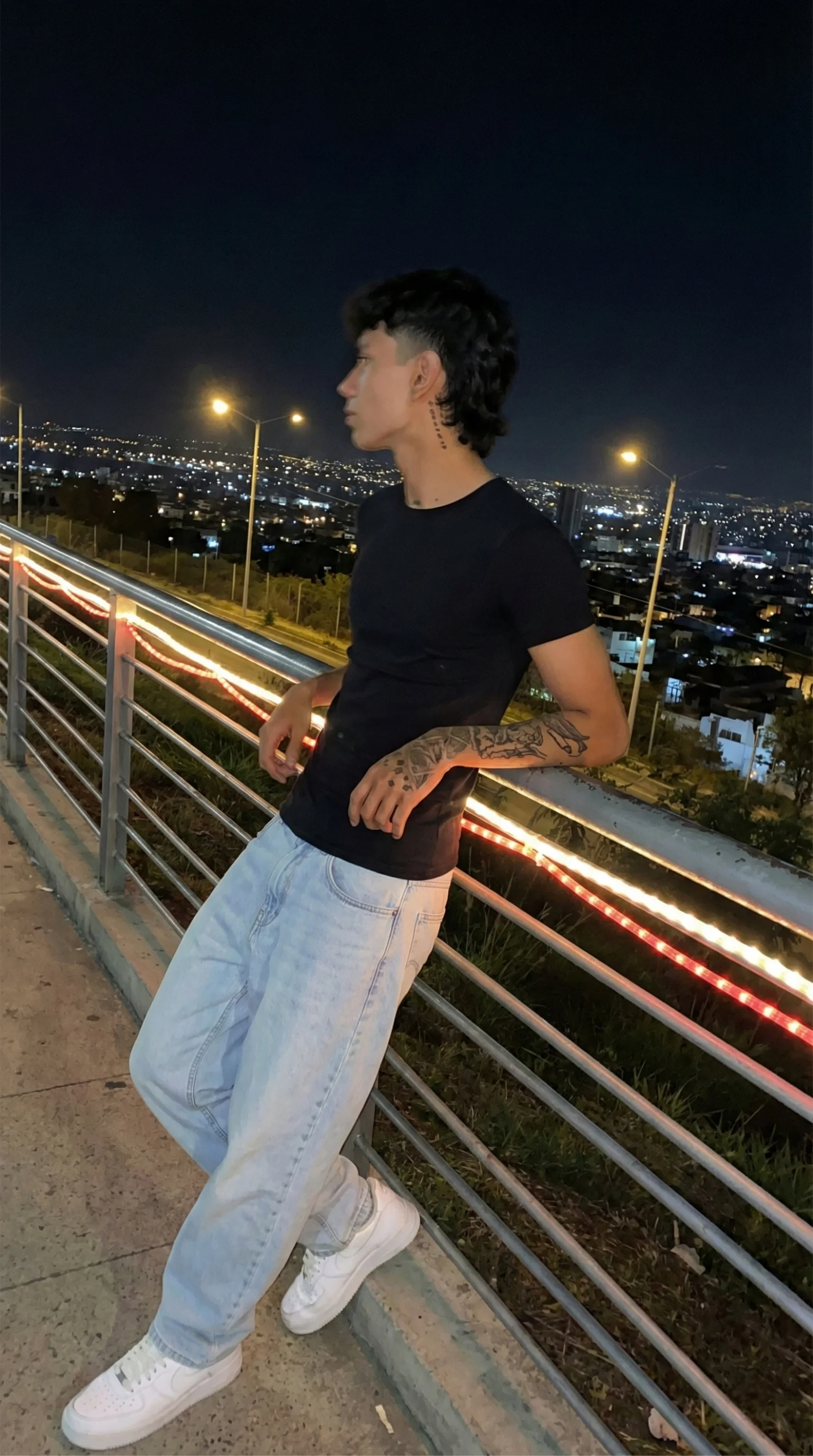 XXX Porn Photo of Nude Damien_Howard 16