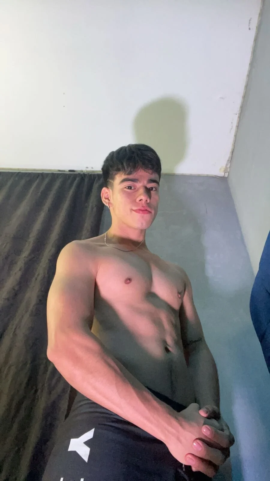 XXX Porn Photo of Nude Alejandro_karter18 14