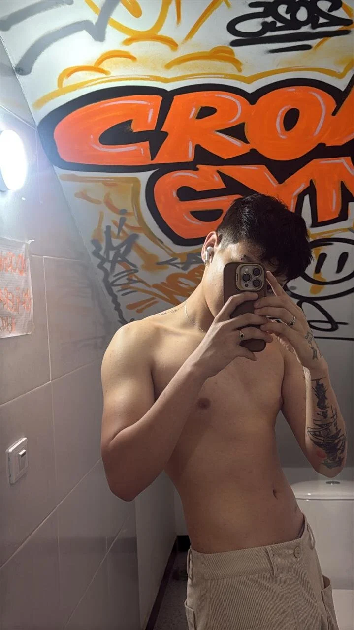 XXX Porn Photo of Nude cooper_tay 3
