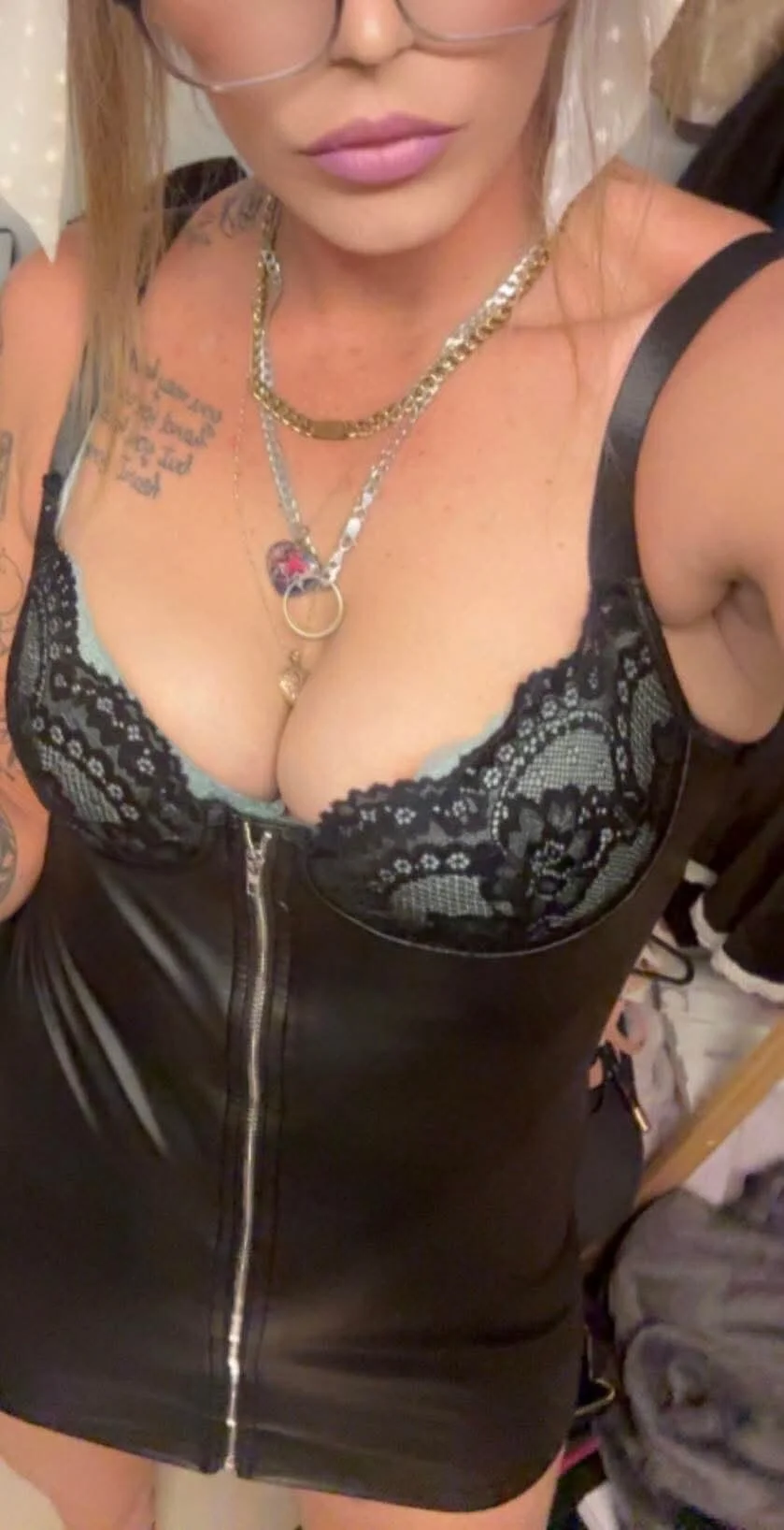 XXX Porn Photo of Nude VANTABLACKXXX 1