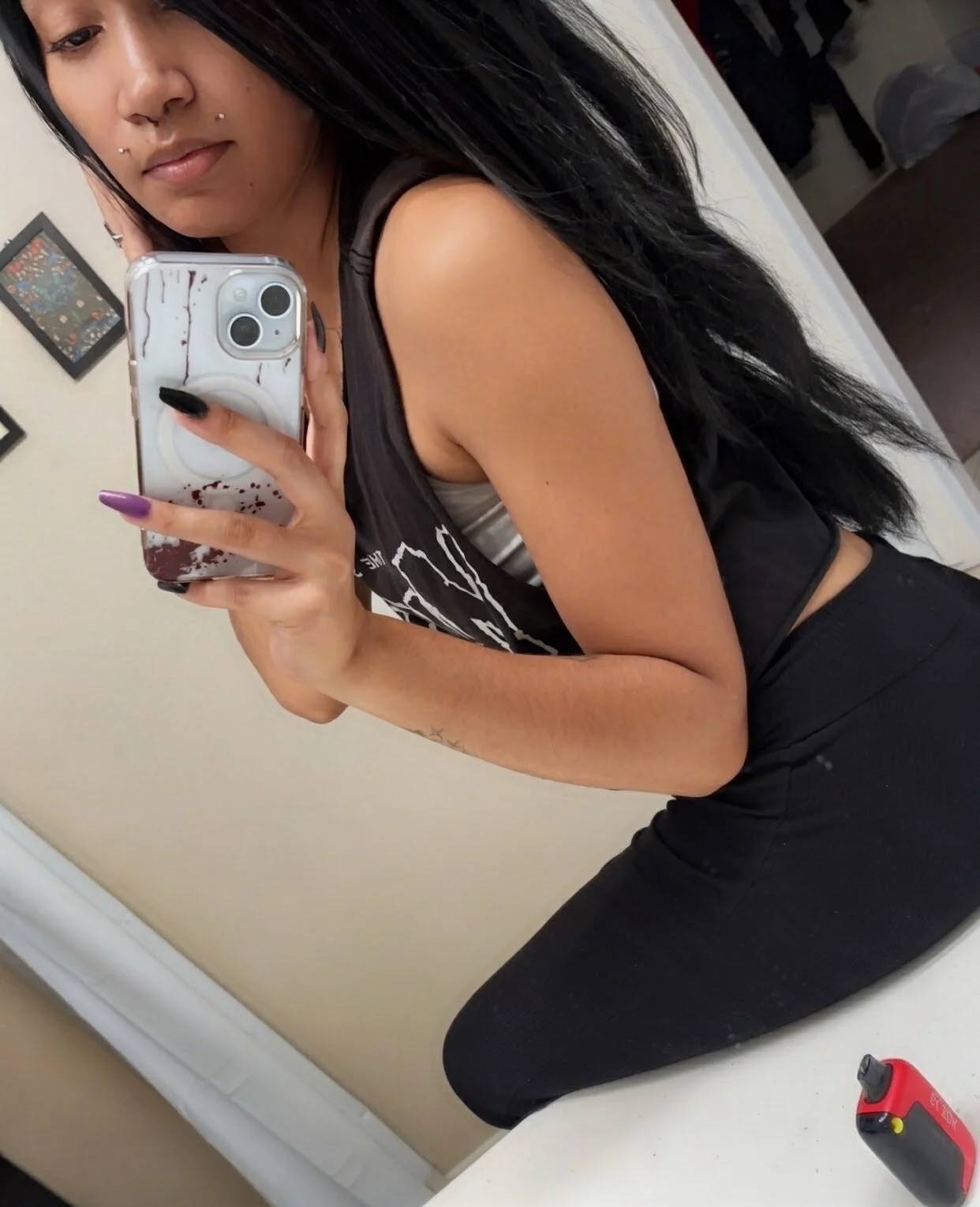 XXX Porn Photo of Nude Nikki_Graves_Official 14