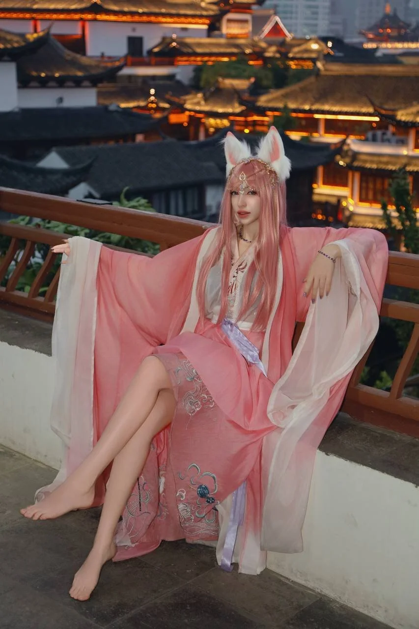 XXX Porn Photo of Nude KitsuWaifu 5