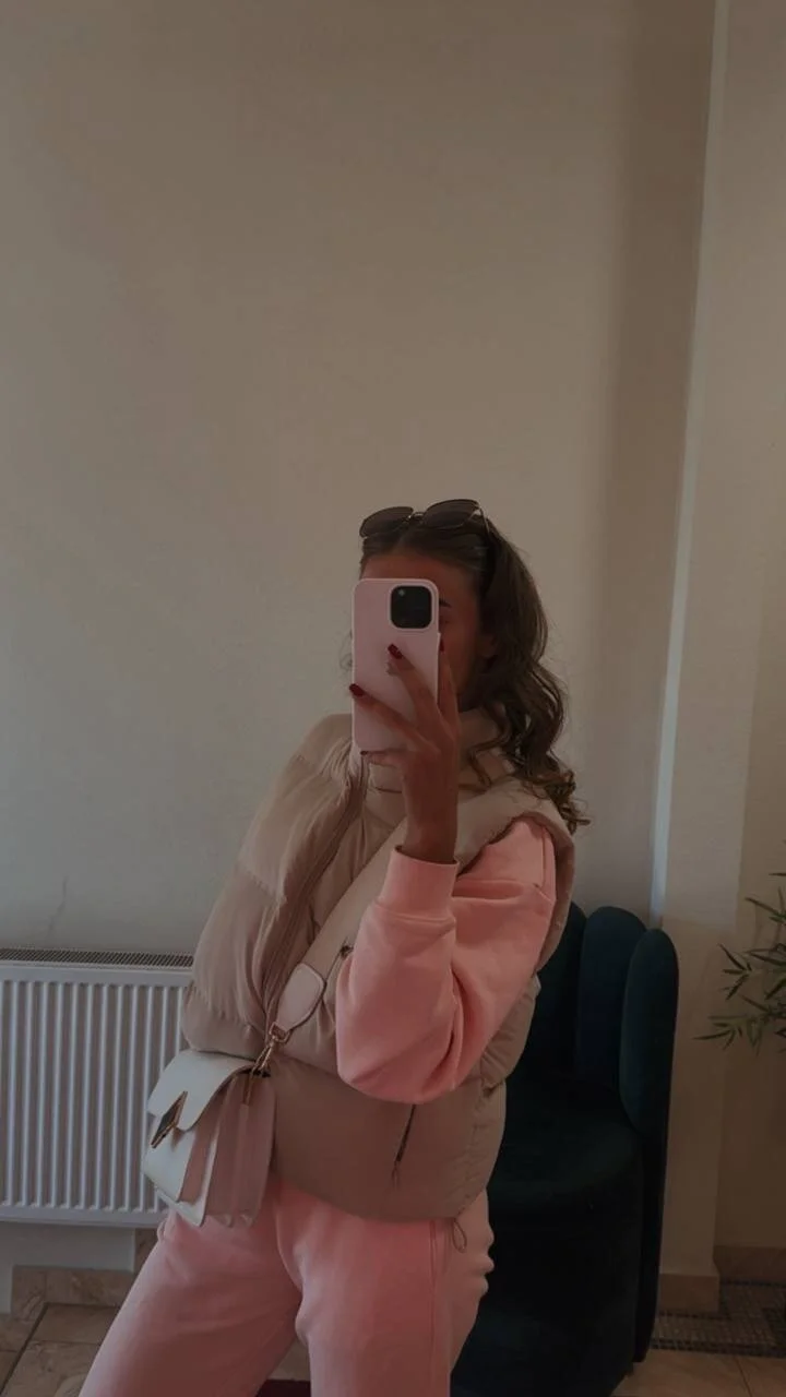 XXX Porn Photo of Nude Ann_Wood 2