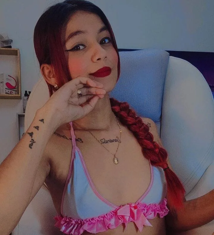 XXX Porn Photo of Nude gime_lara 215
