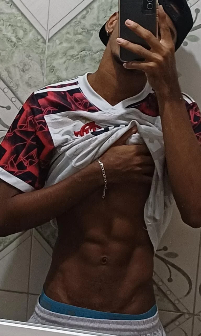XXX Porn Photo of Nude Thallisrodrigooo 12