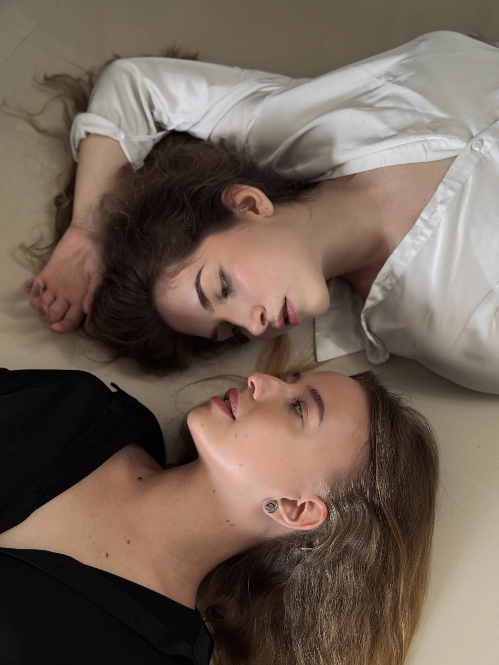 XXX Porn Photo of Nude Nura_n_Sarah 108