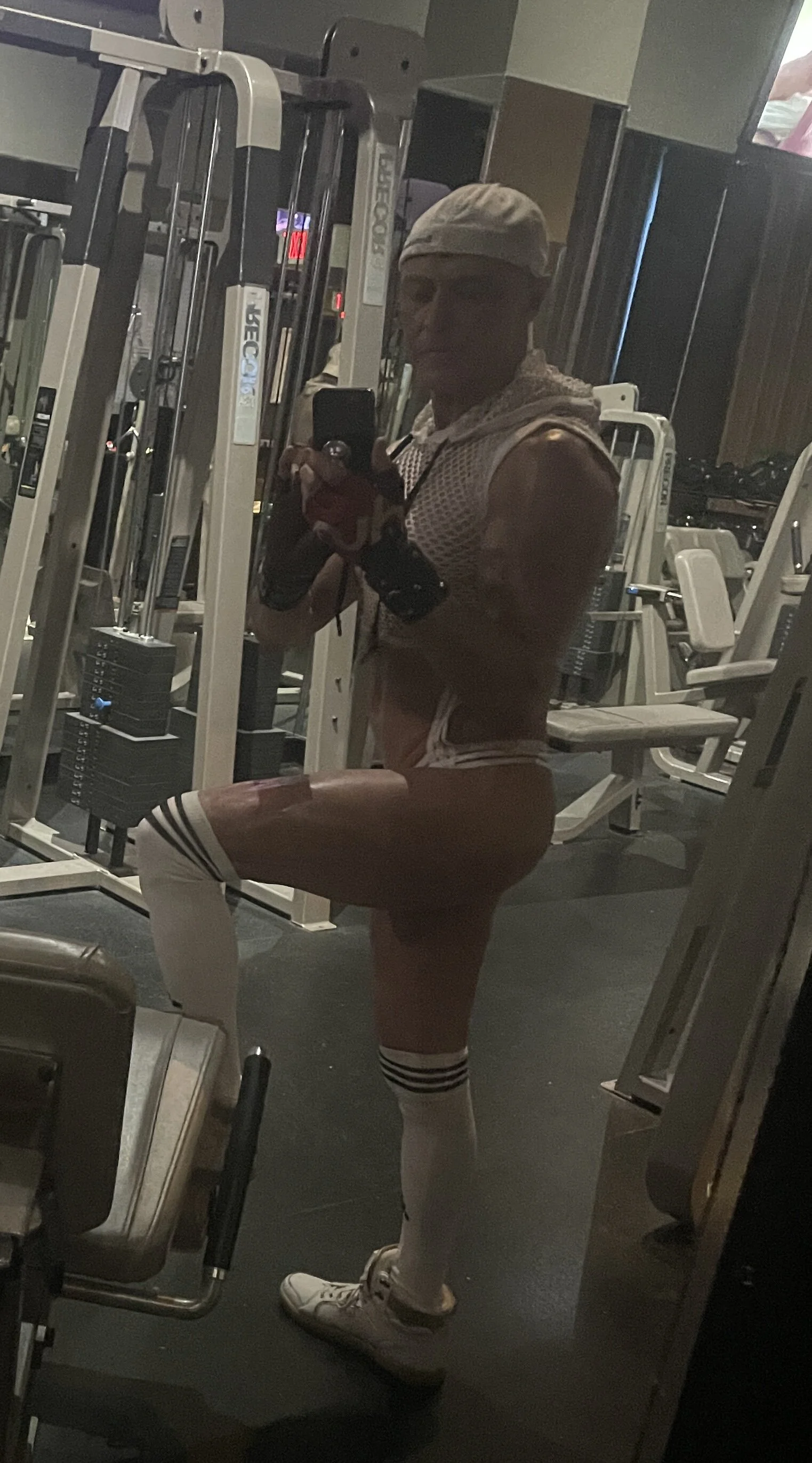 XXX Porn Photo of Nude FoxxMiky7447 3