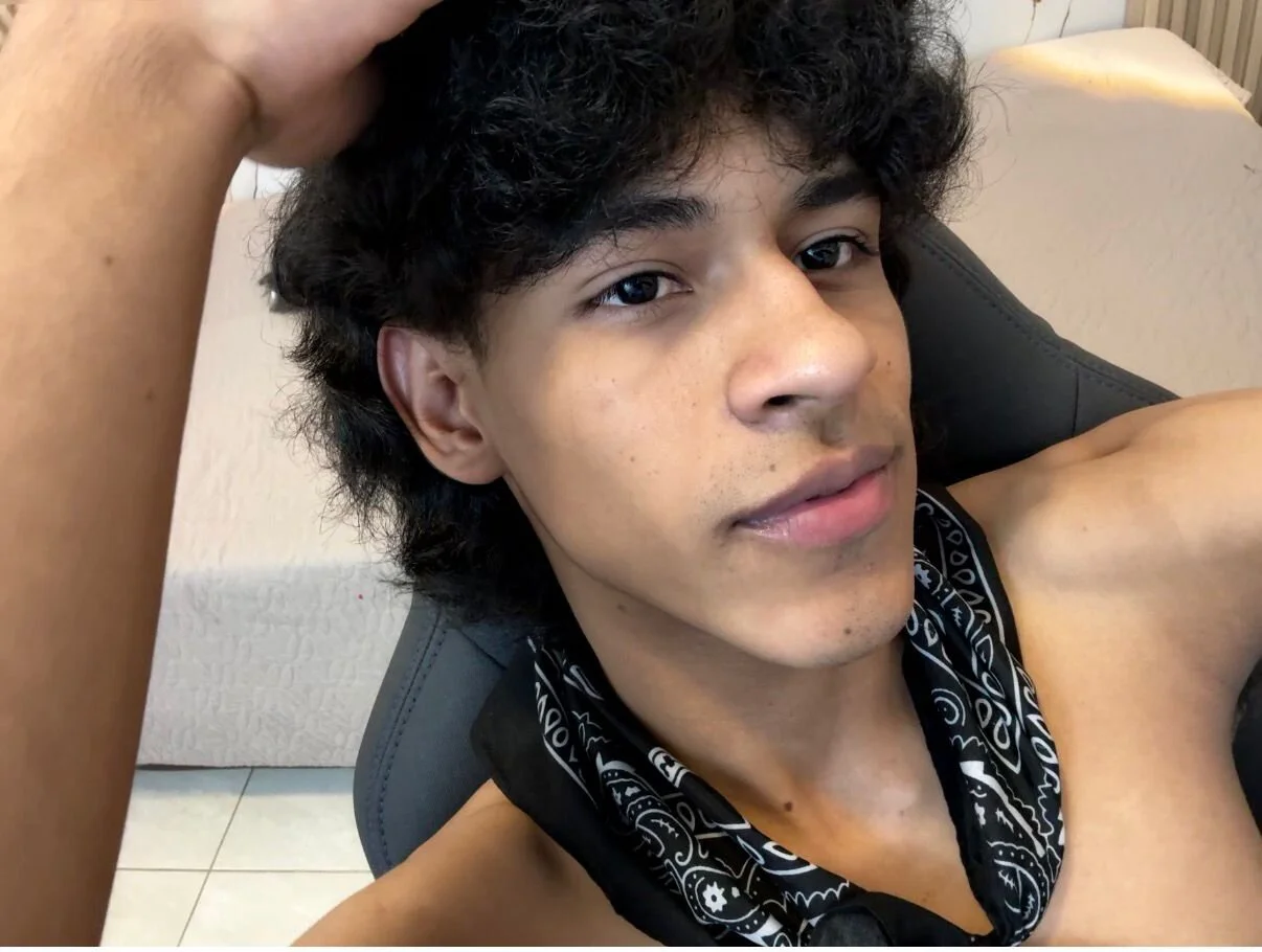 XXX Porn Photo of Nude Zayn_Fox32 2