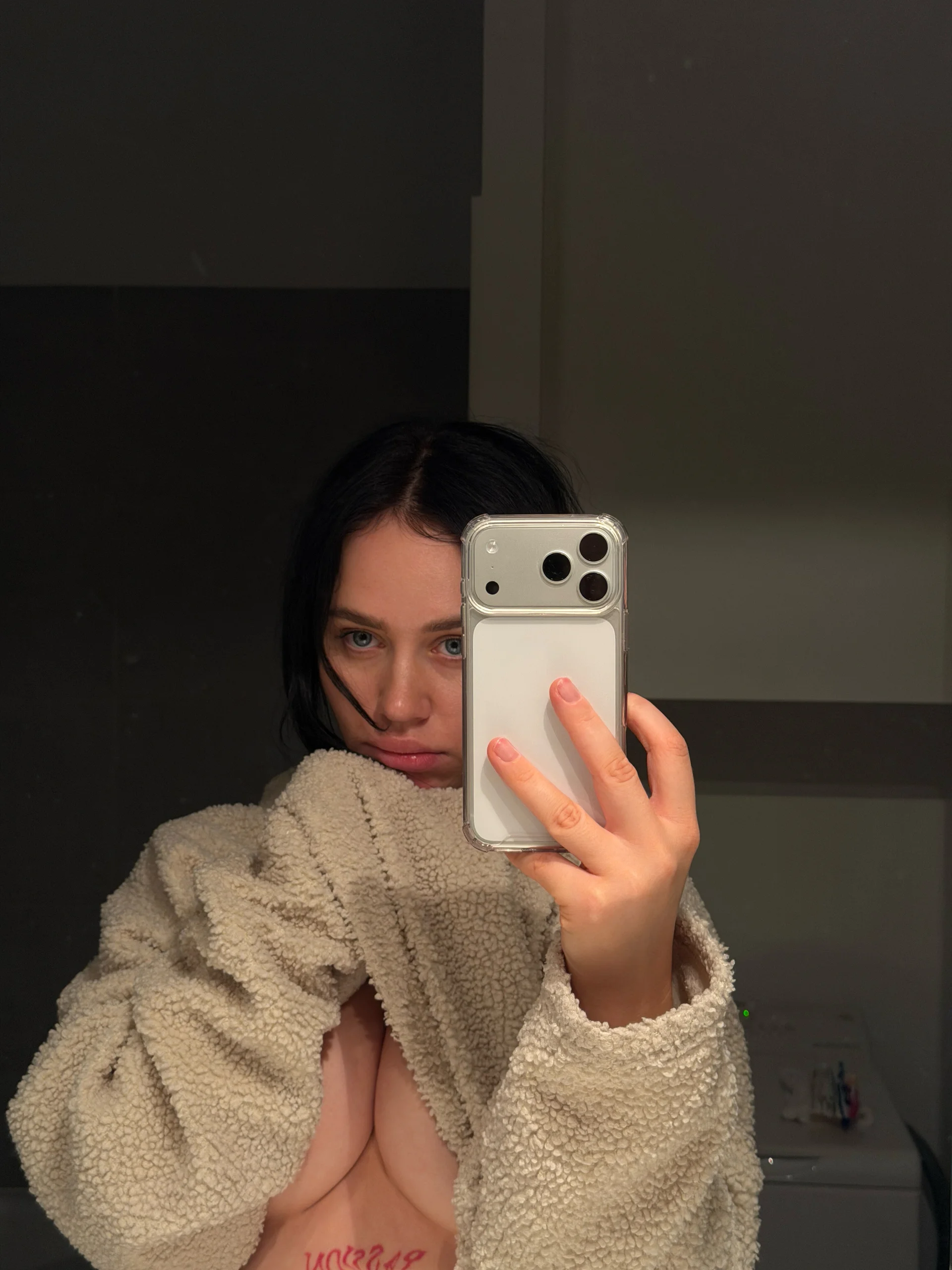 XXX Porn Photo of Nude mira_mmira 10