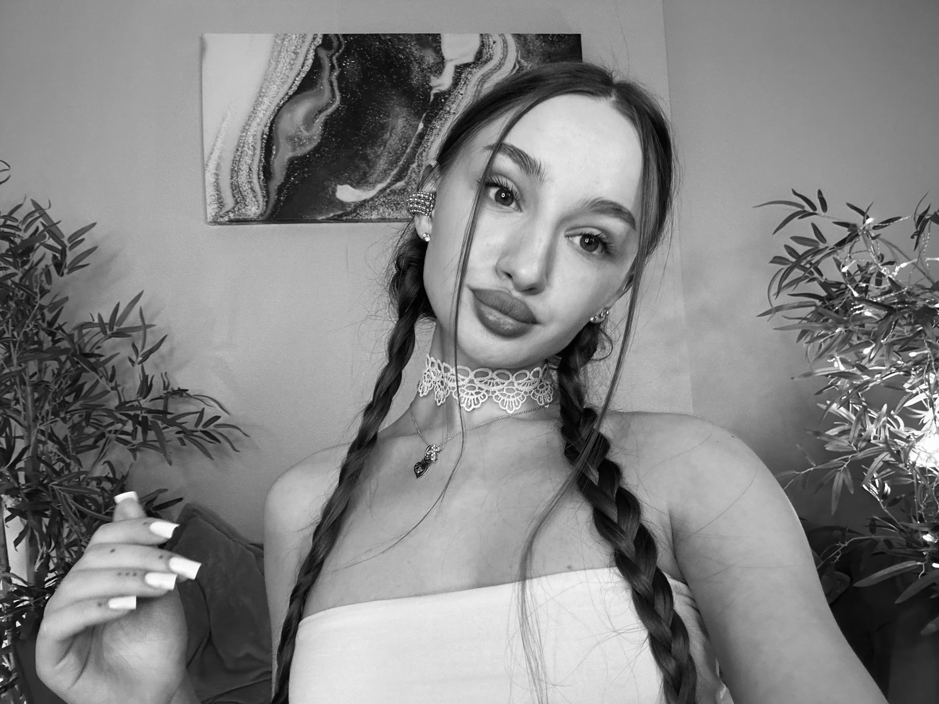 XXX Porn Photo of Nude miiss__lulu 4