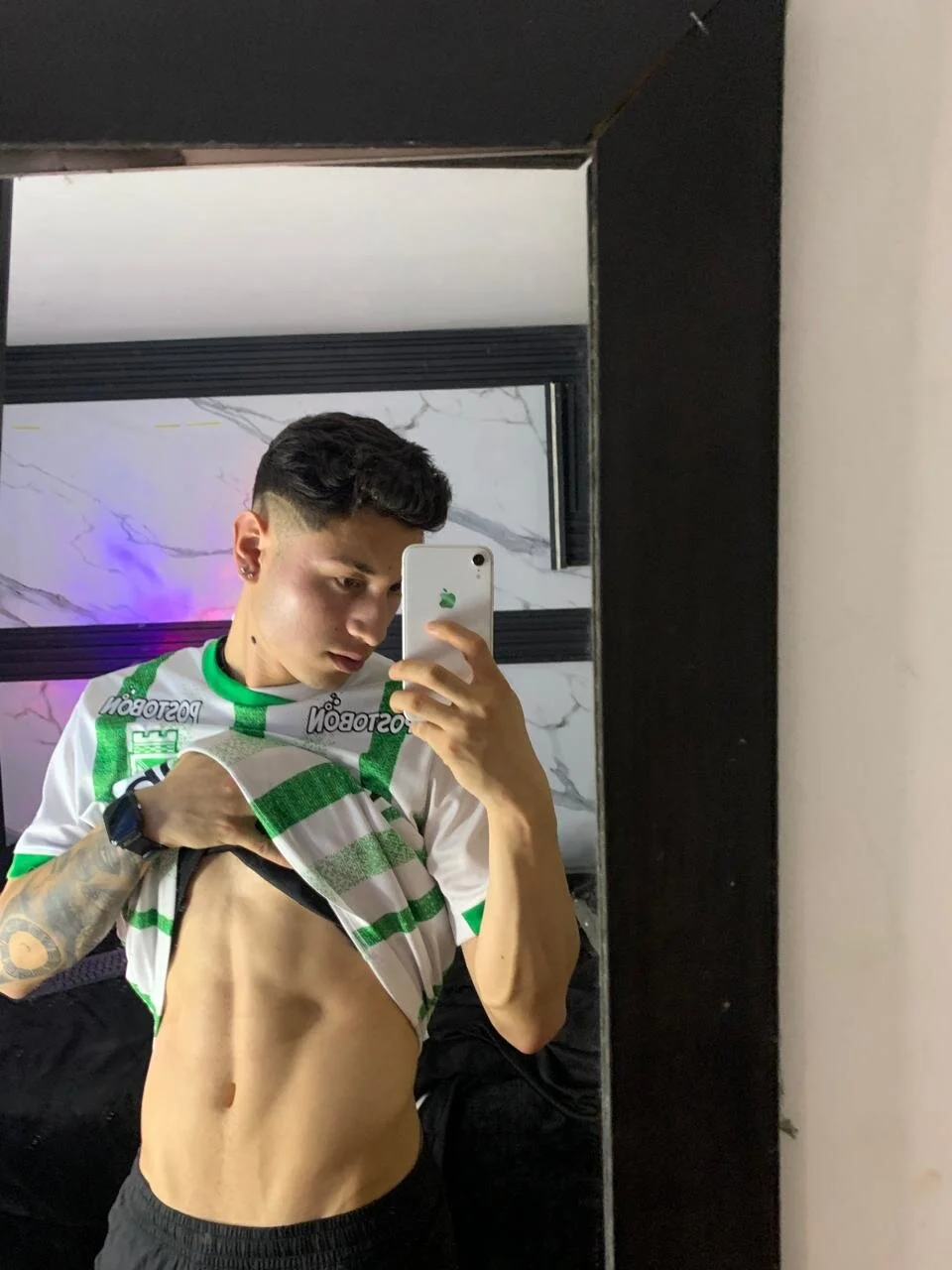 XXX Porn Photo of Nude ThiagoFerrero_Hot 9