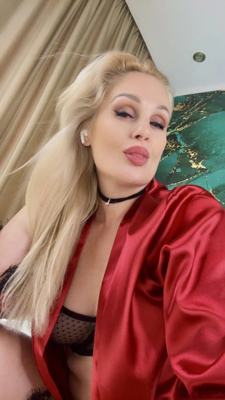 XXX Porn Photo of Nude Elis_miracle 4