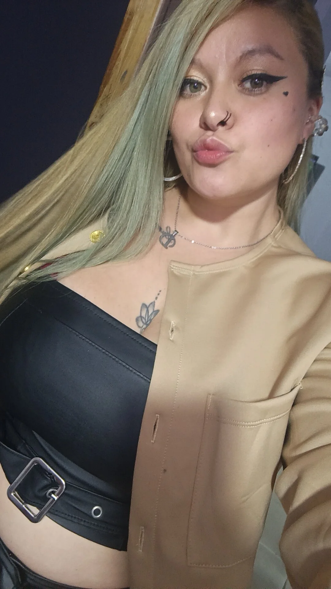 XXX Porn Photo of Nude miley_jensen 4