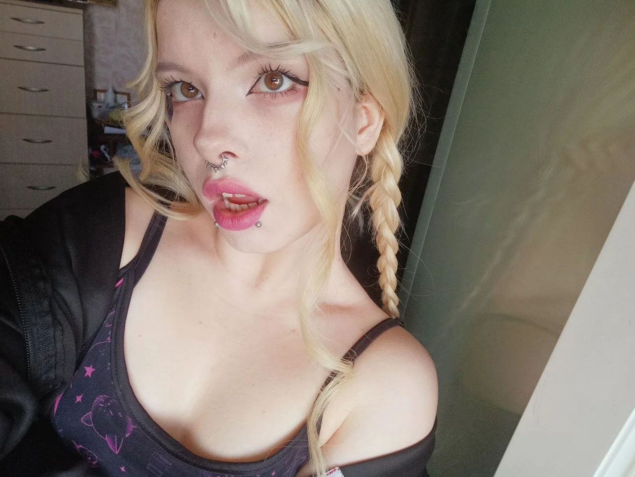 XXX Porn Photo of Nude Cuddly_Kitten 9