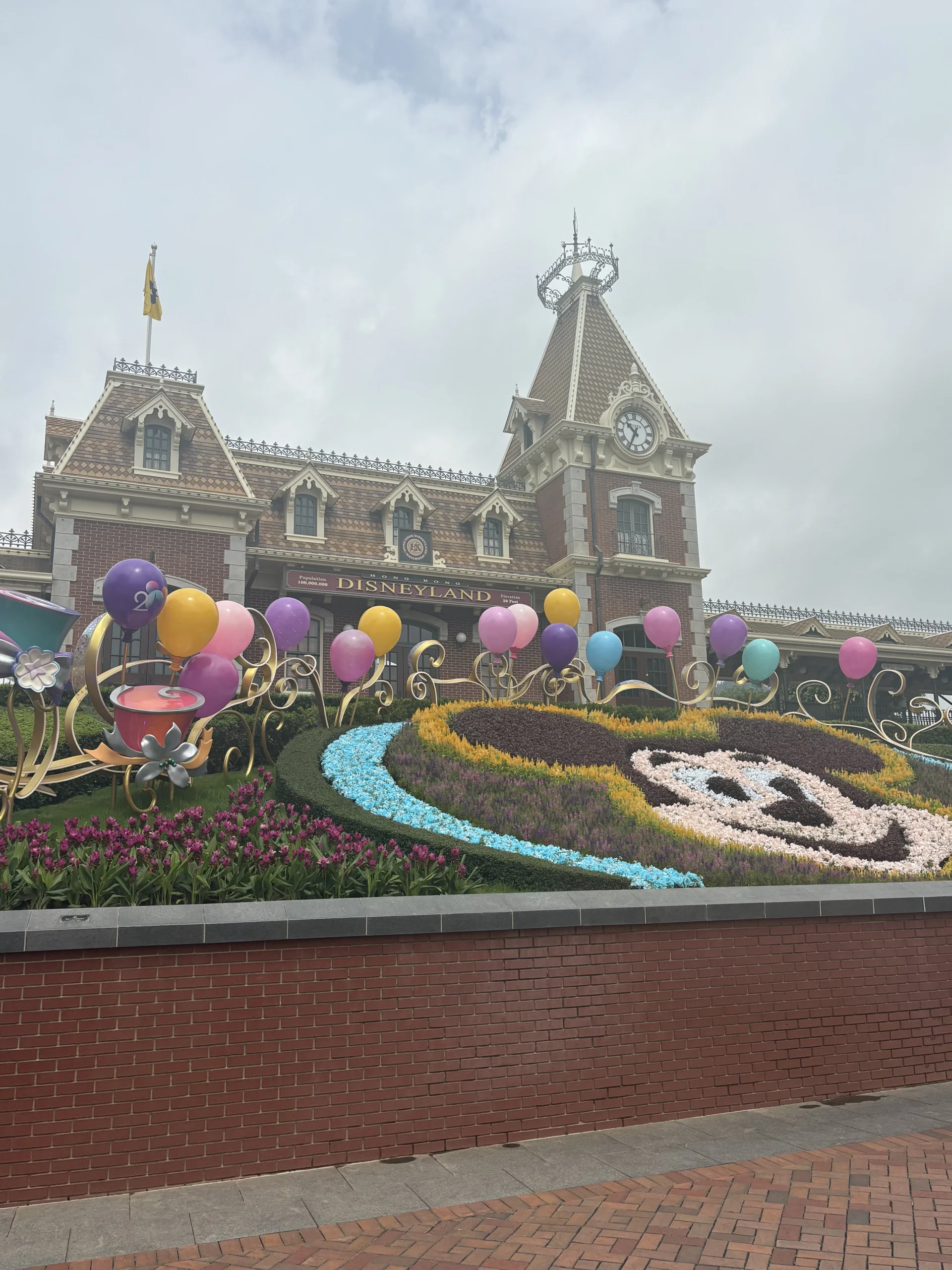 XXX Porn Photo of Nude mi_v 5