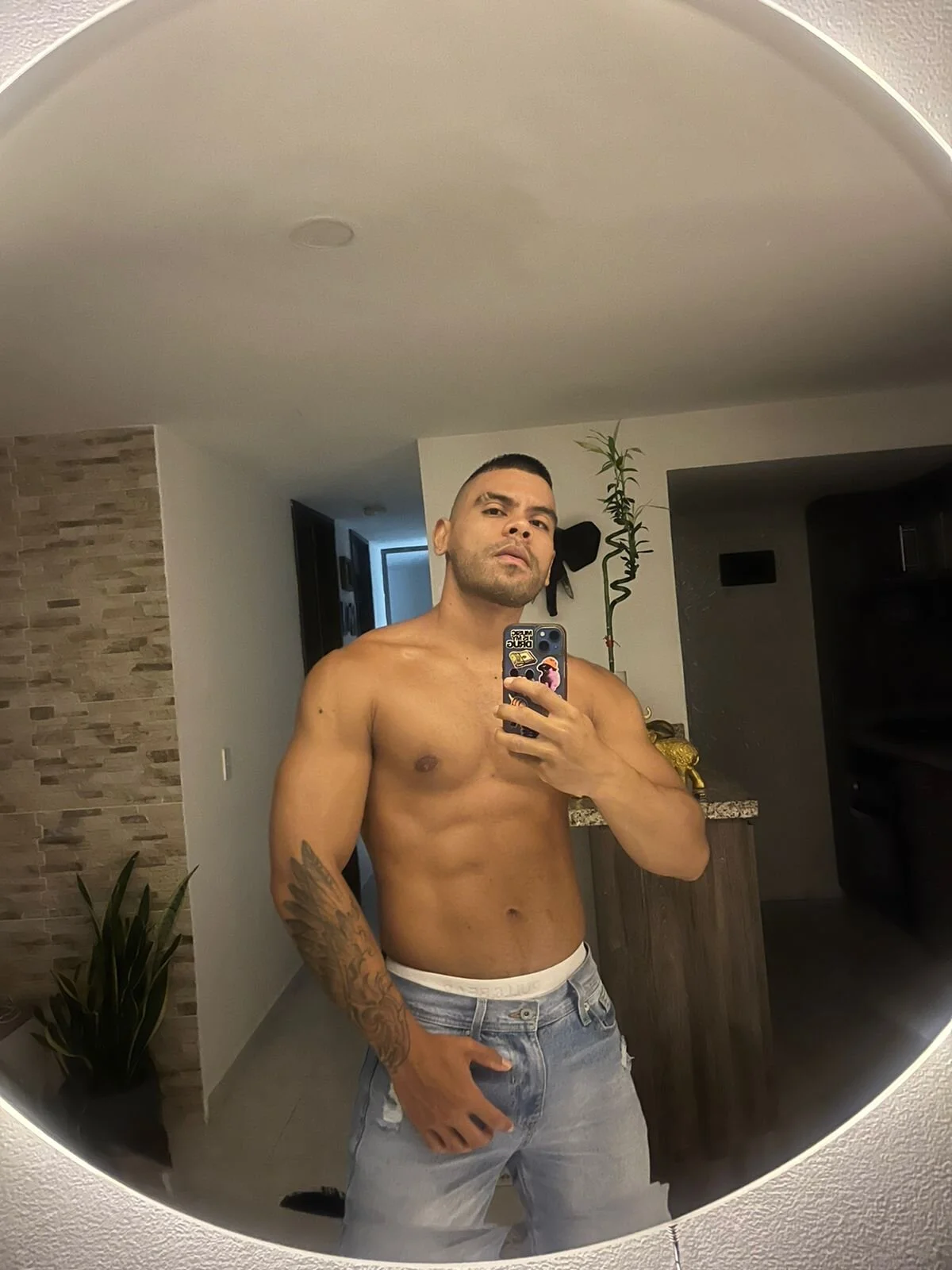 XXX Porn Photo of Nude Damon-benet 3