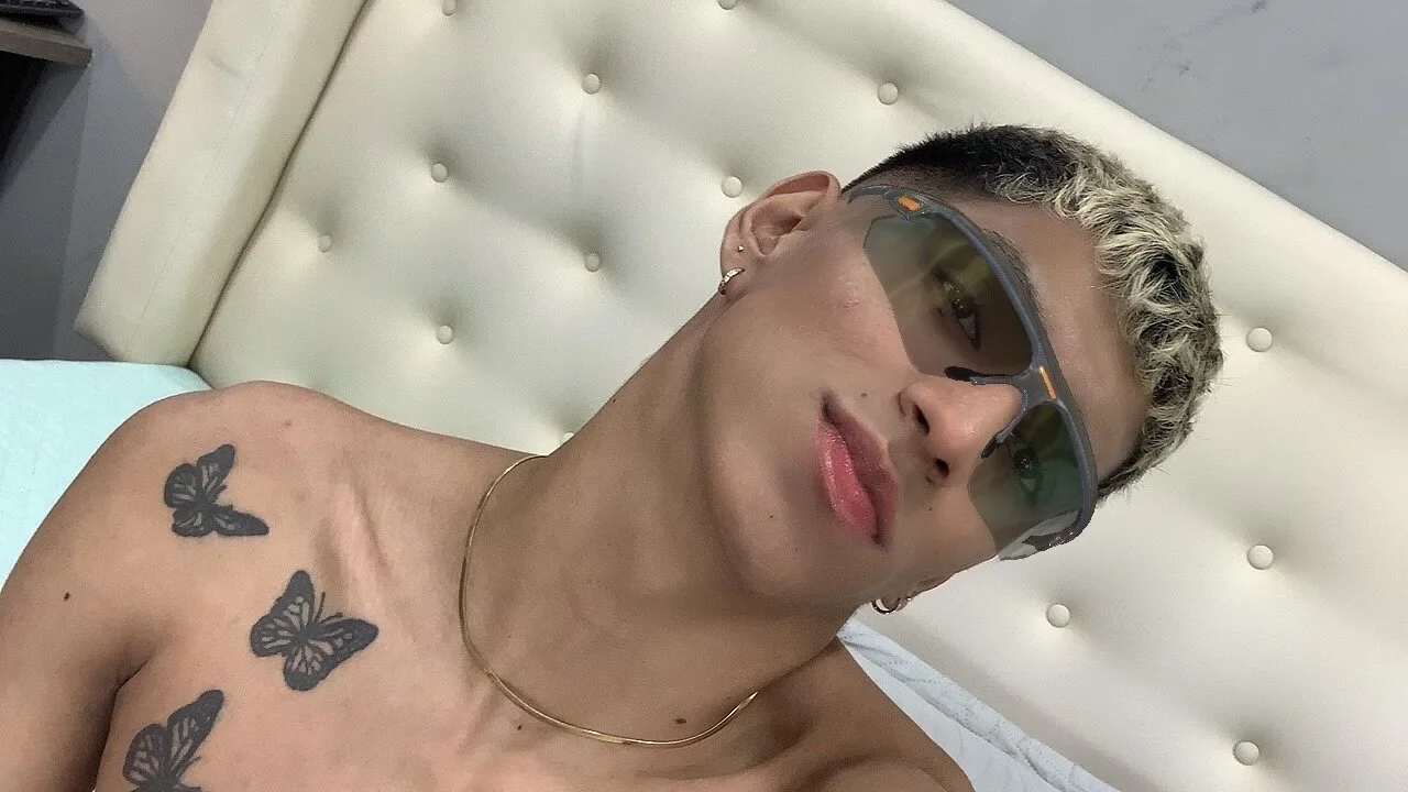 XXX Porn Photo of Nude kieran_derek 2