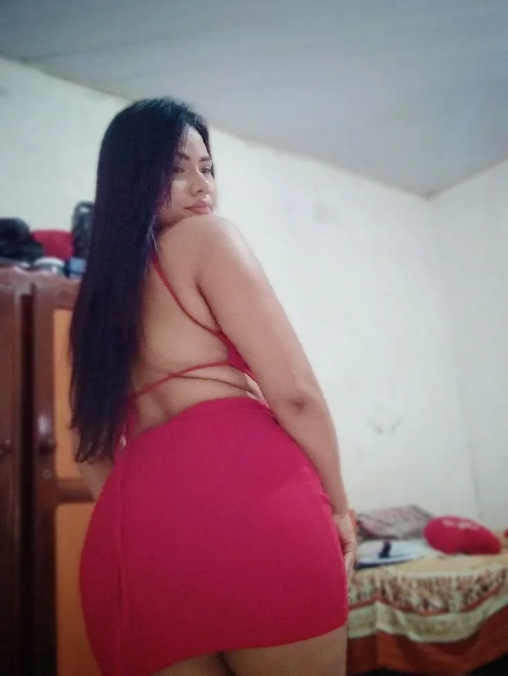 XXX Porn Photo of Nude HoT_LiiiNa 1
