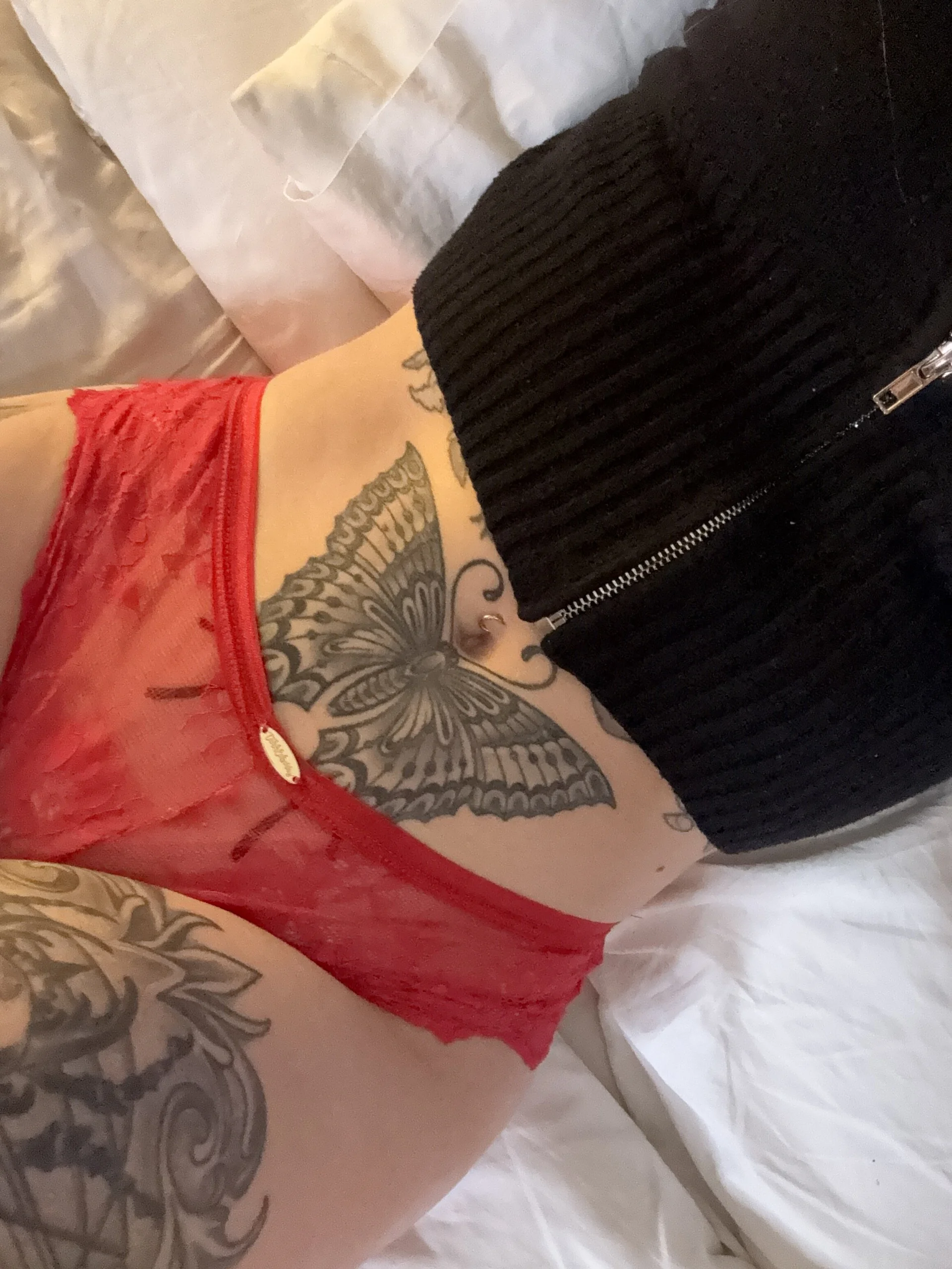 XXX Porn Photo of Nude tattoobbgirl 1
