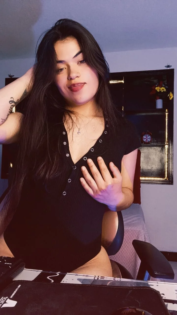 XXX Porn Photo of Nude Katia_pretty_x 2