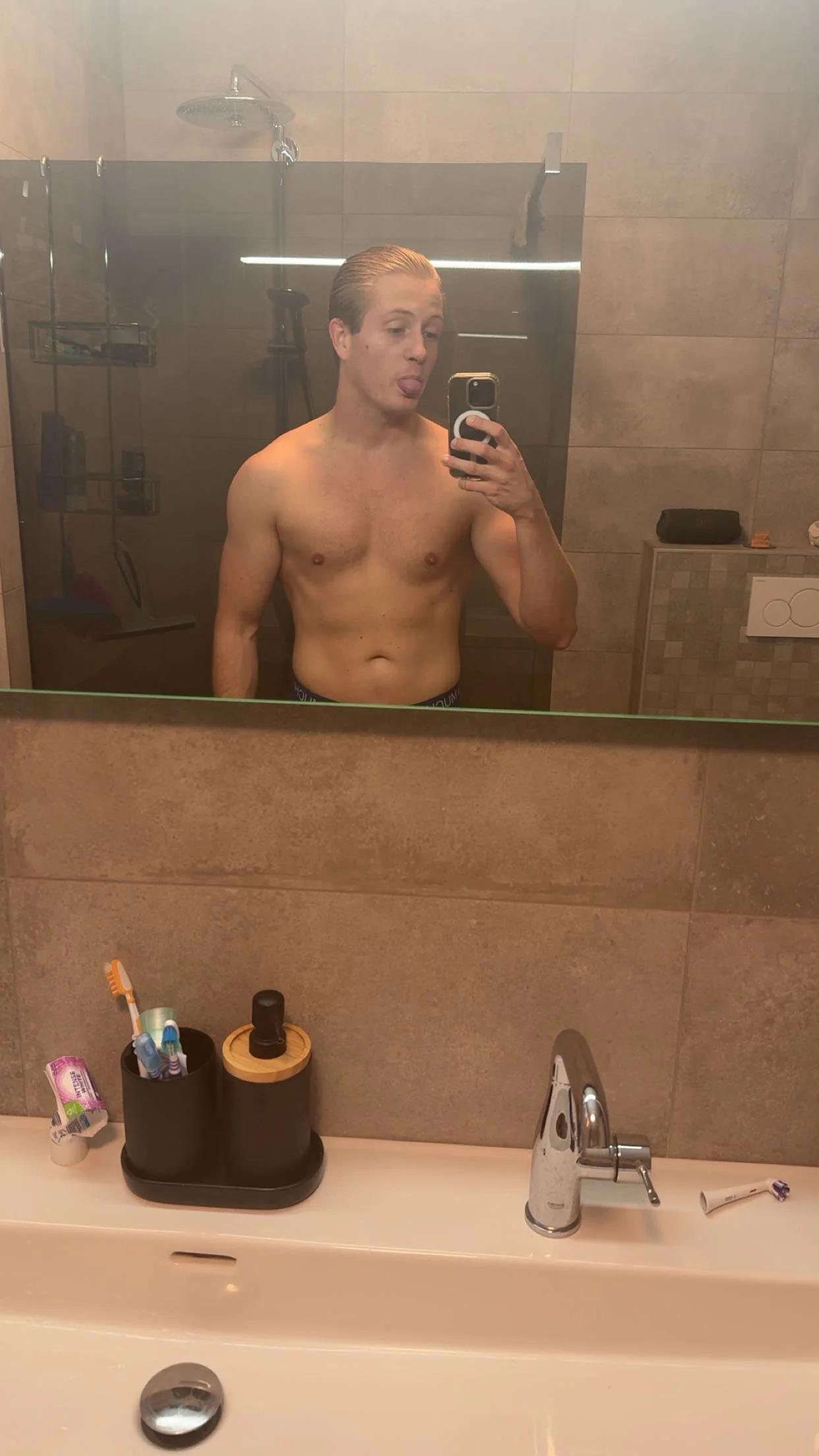XXX Porn Photo of Nude dirtyBent 3