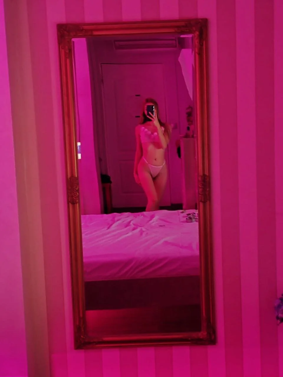 XXX Porn Photo of Nude JessieePink 40