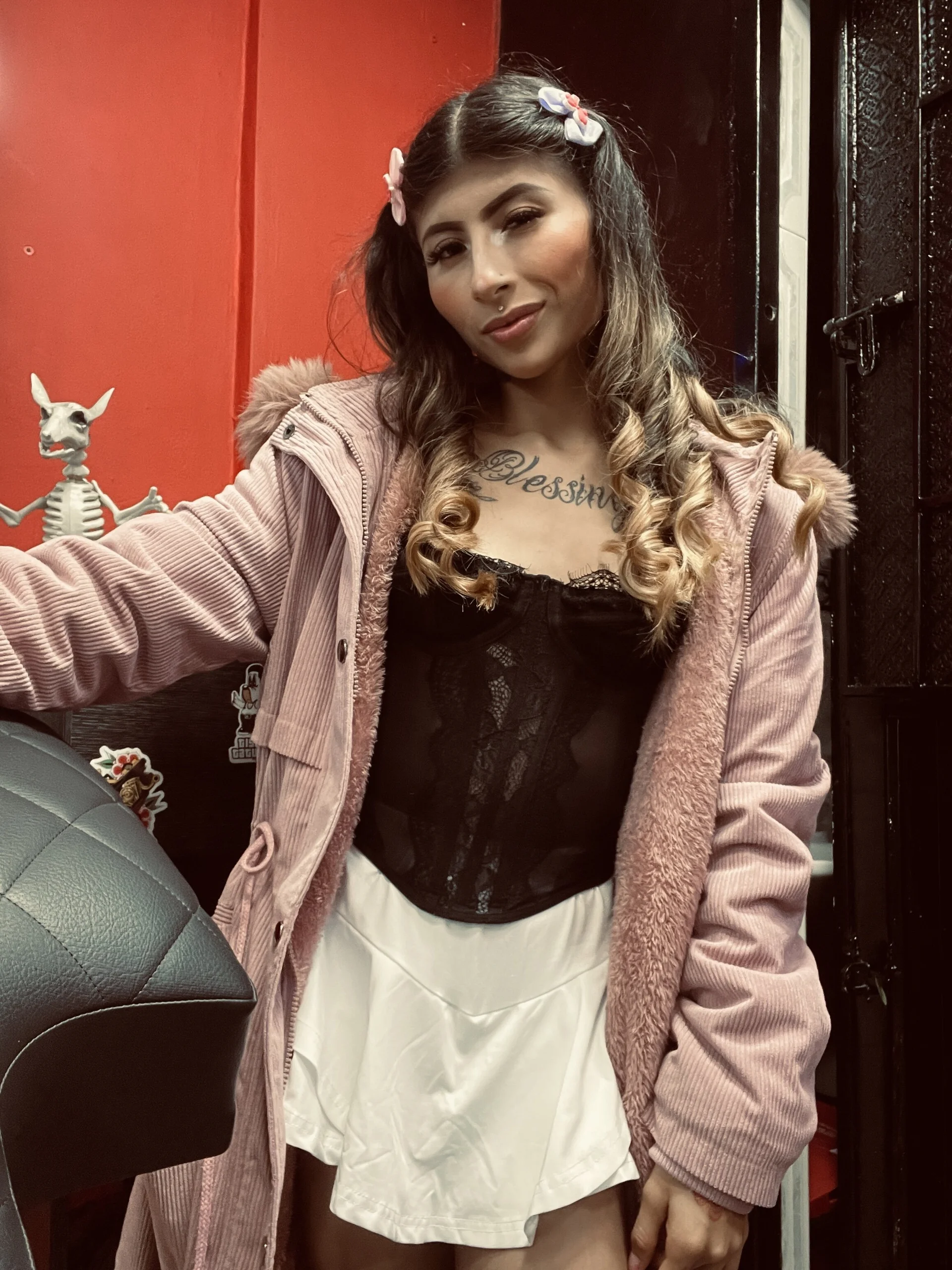 XXX Porn Photo of Nude luna_miler_ 6