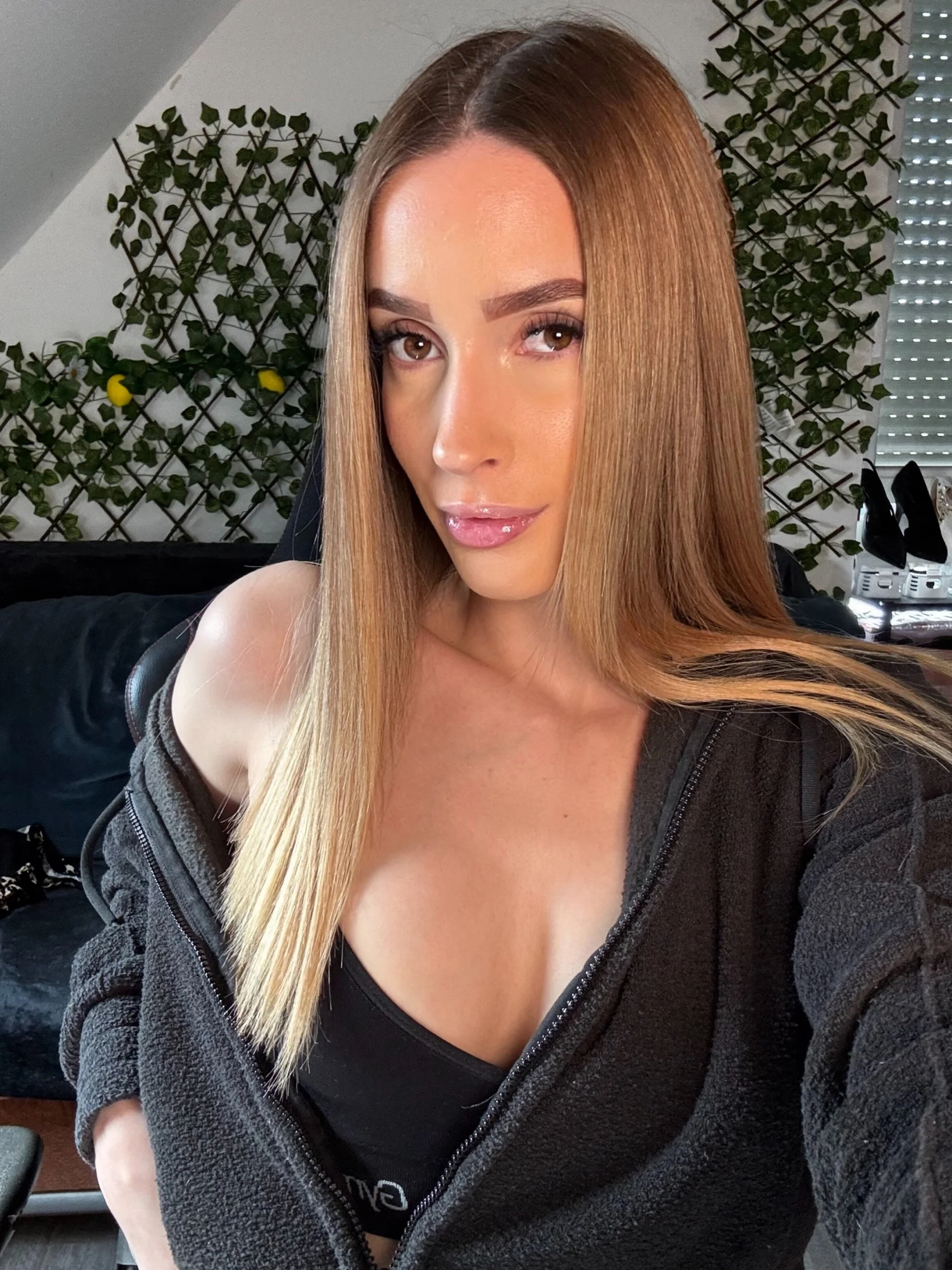 XXX Porn Photo of Nude ___vivcsike 2