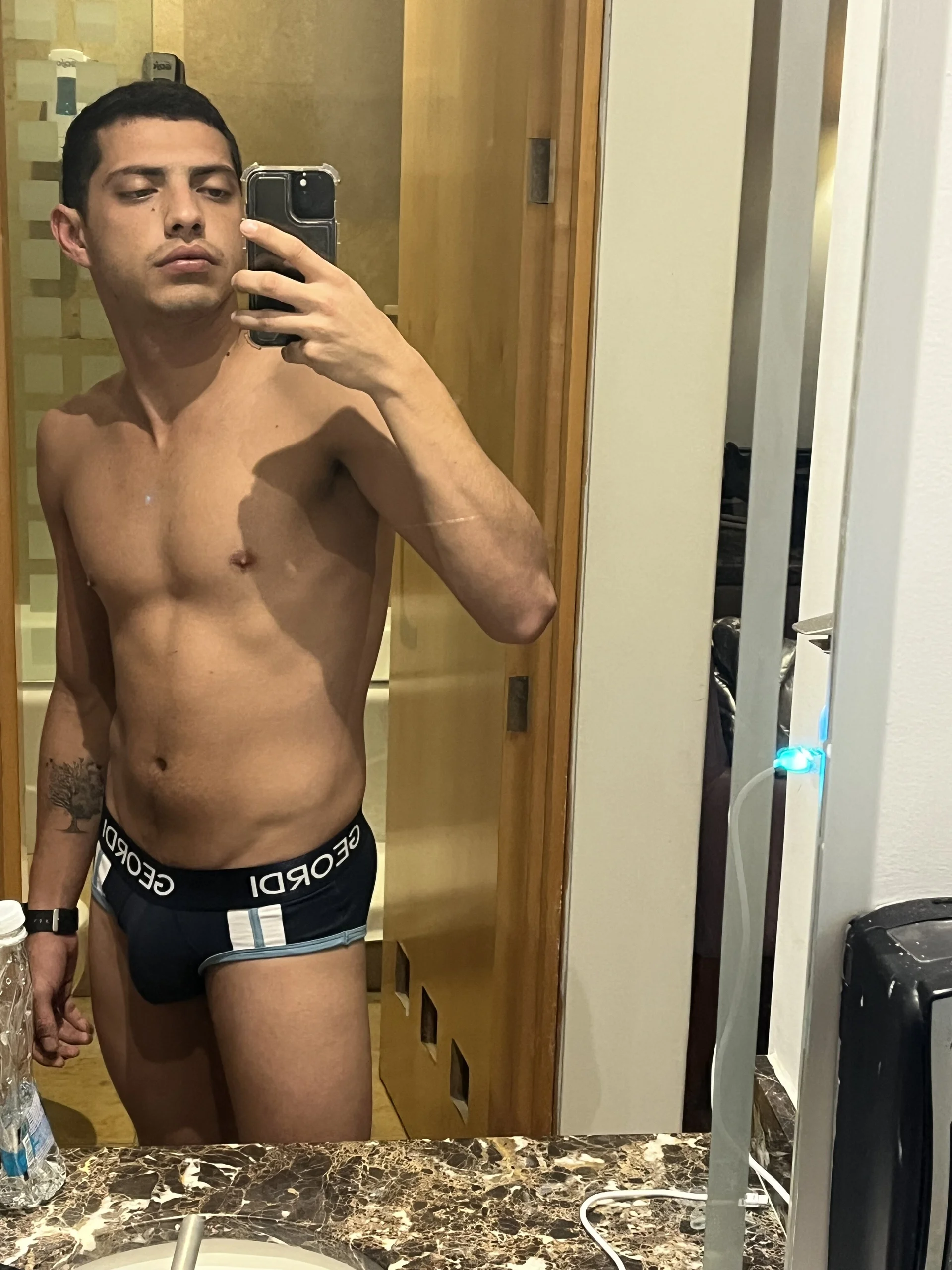 XXX Porn Photo of Nude canochvz 3