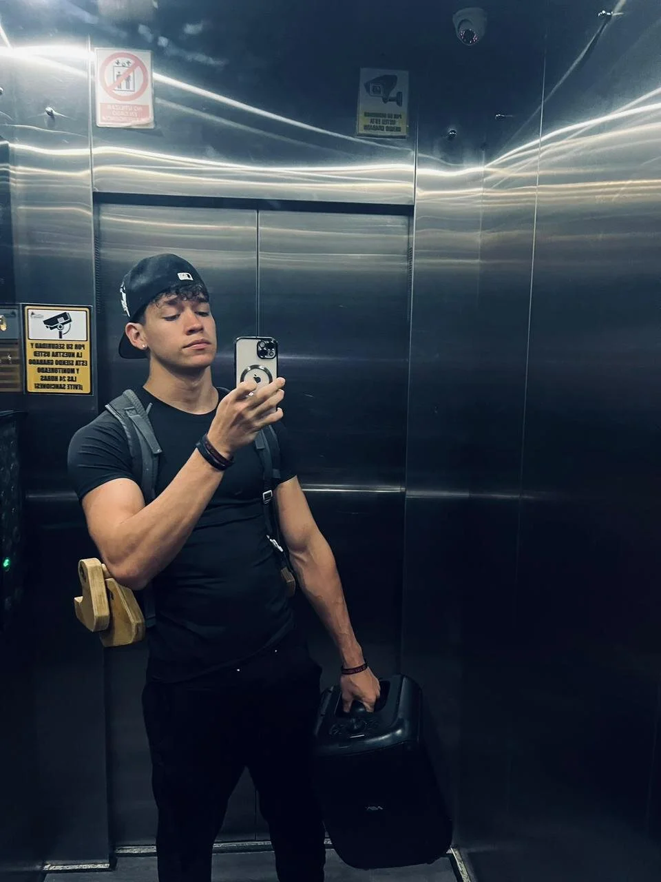 XXX Porn Photo of Nude Luke_Muscle 26