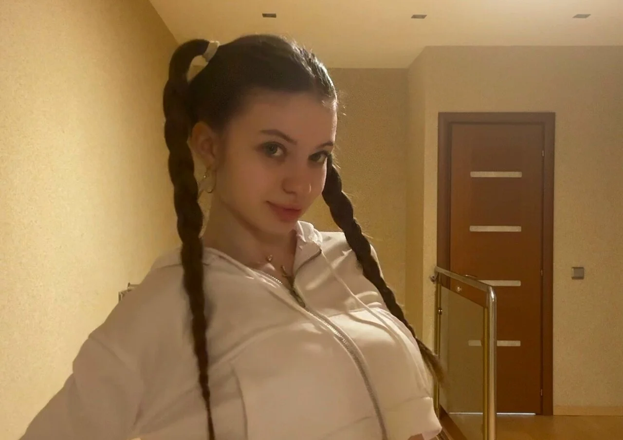 XXX Porn Photo of Nude MissPompadure 12