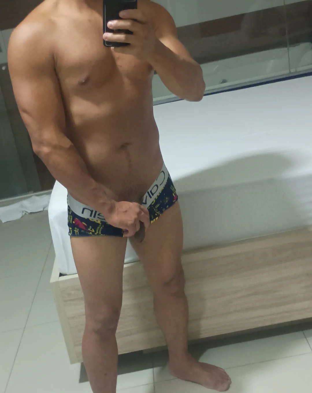 XXX Porn Photo of Nude Viverpuroprazer20 1