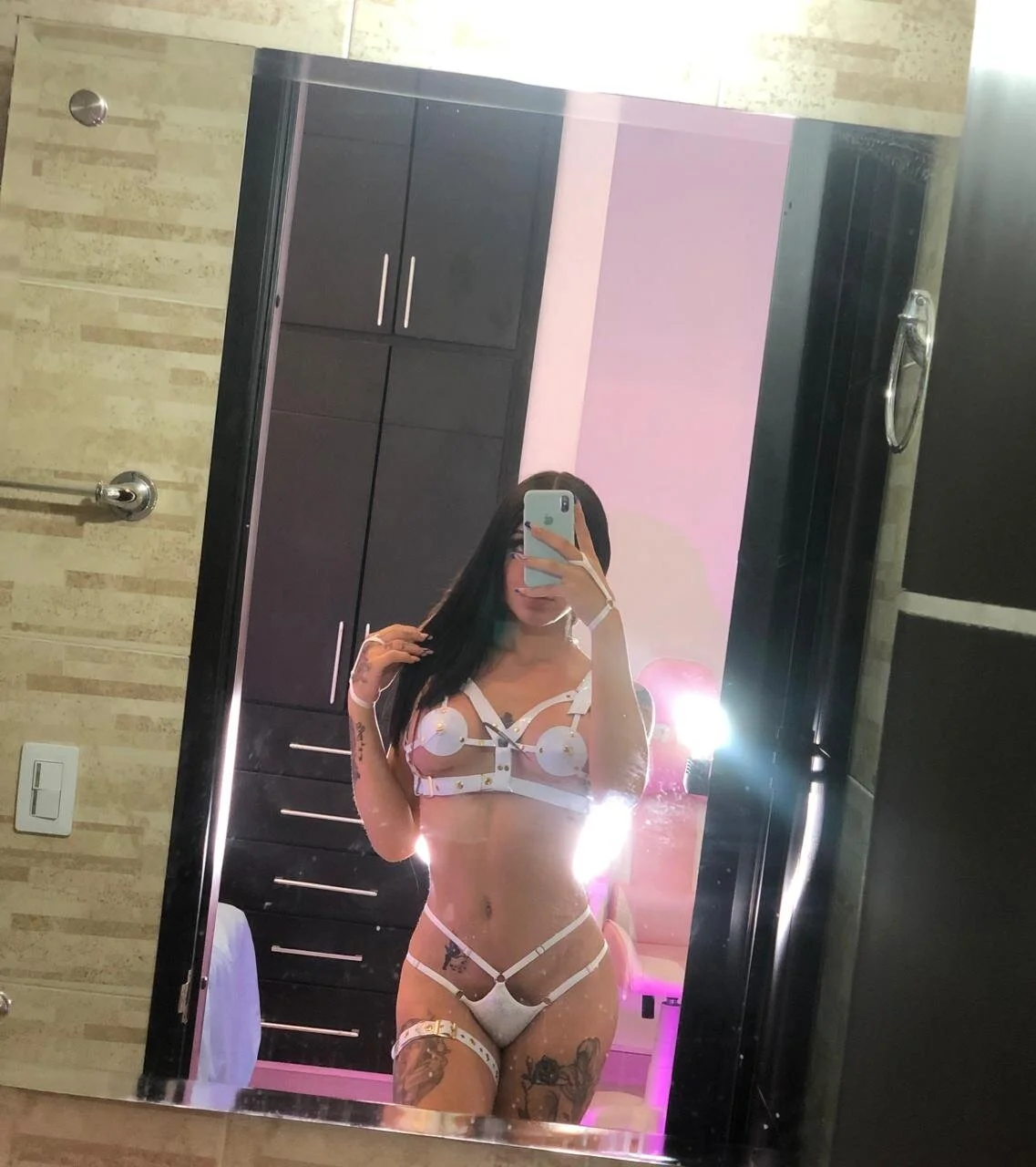 XXX Porn Photo of Nude kendall_submissive 1