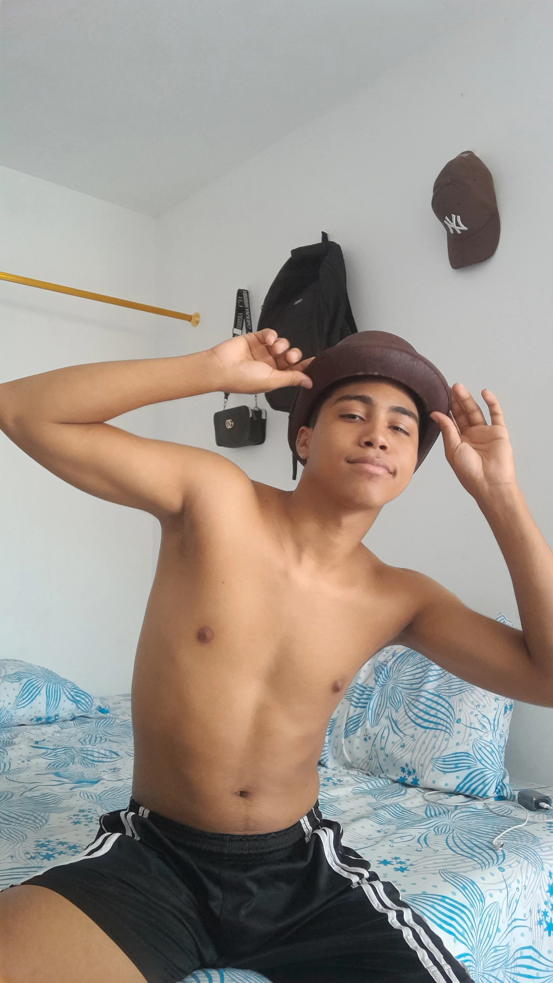 XXX Porn Photo of Nude joused_dominic 14
