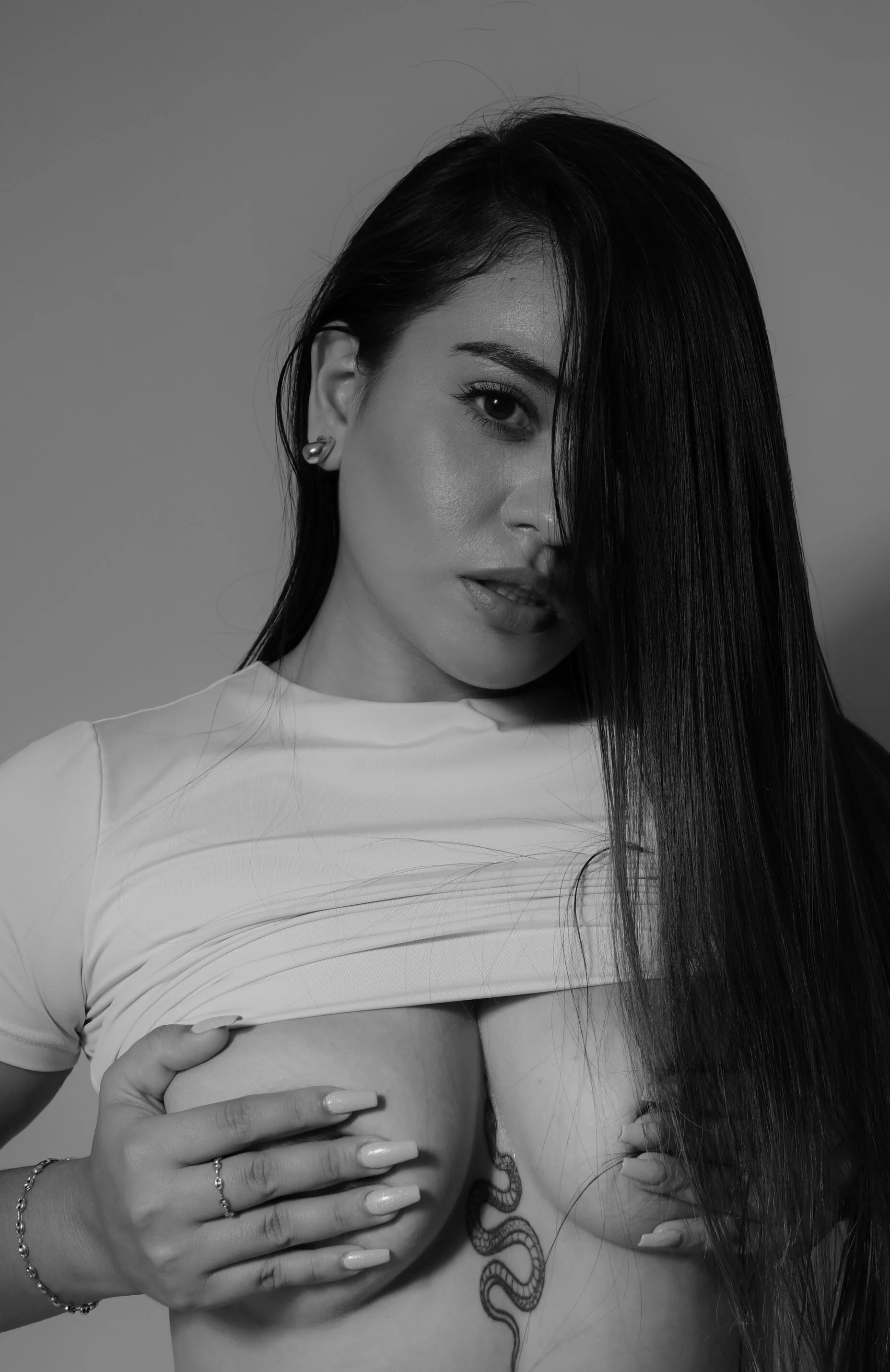 XXX Porn Photo of Nude alana_dantes 20