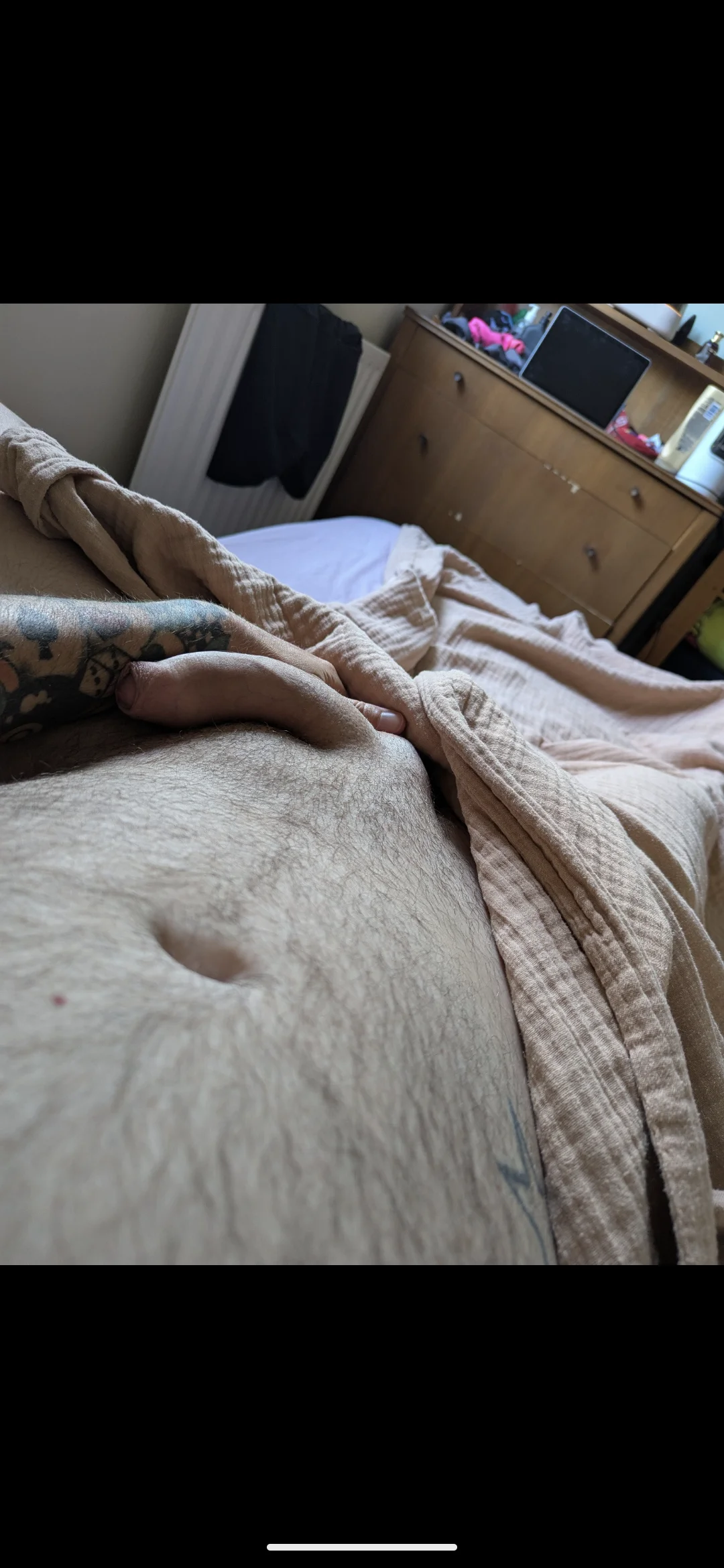 XXX Porn Photo of Nude CheekyPolytime 2