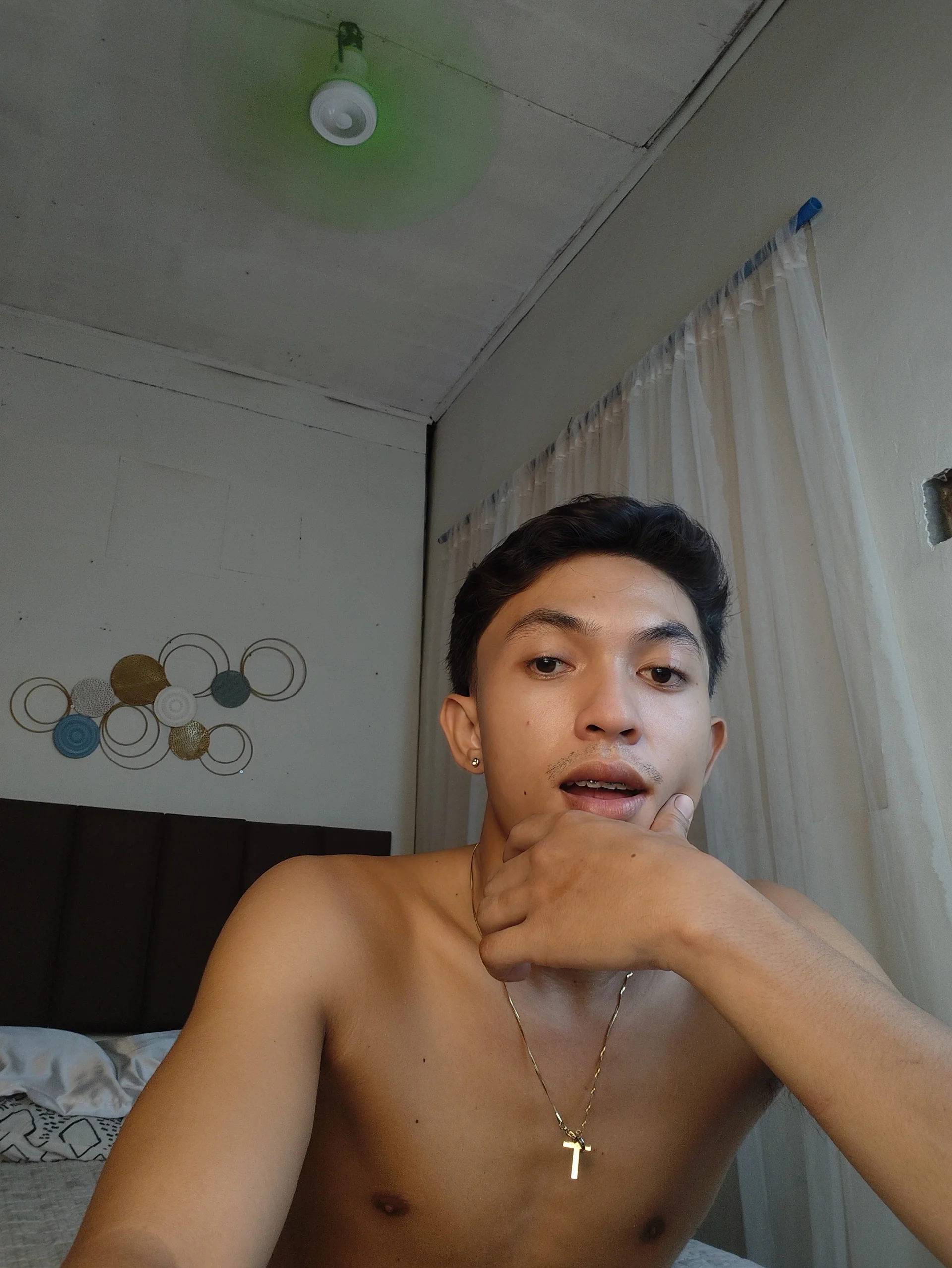 XXX Porn Photo of Nude urhotasian_fike 4