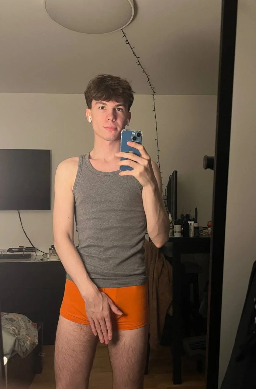 XXX Porn Photo of Nude Jeremy1Scott 7